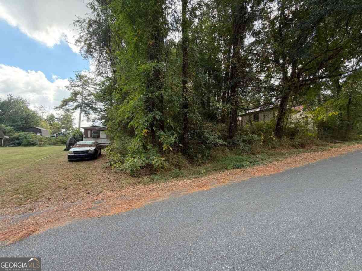 Vacant Land For Sale - 184 Sunset Road SE<br/> Acworth, GA 30101