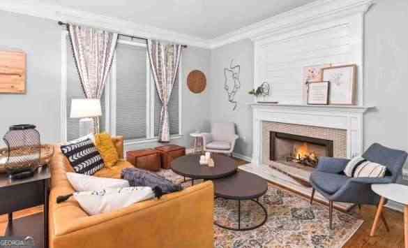 Homes For Sale - 665 Windsor Street SW<br/> Atlanta, GA 30310