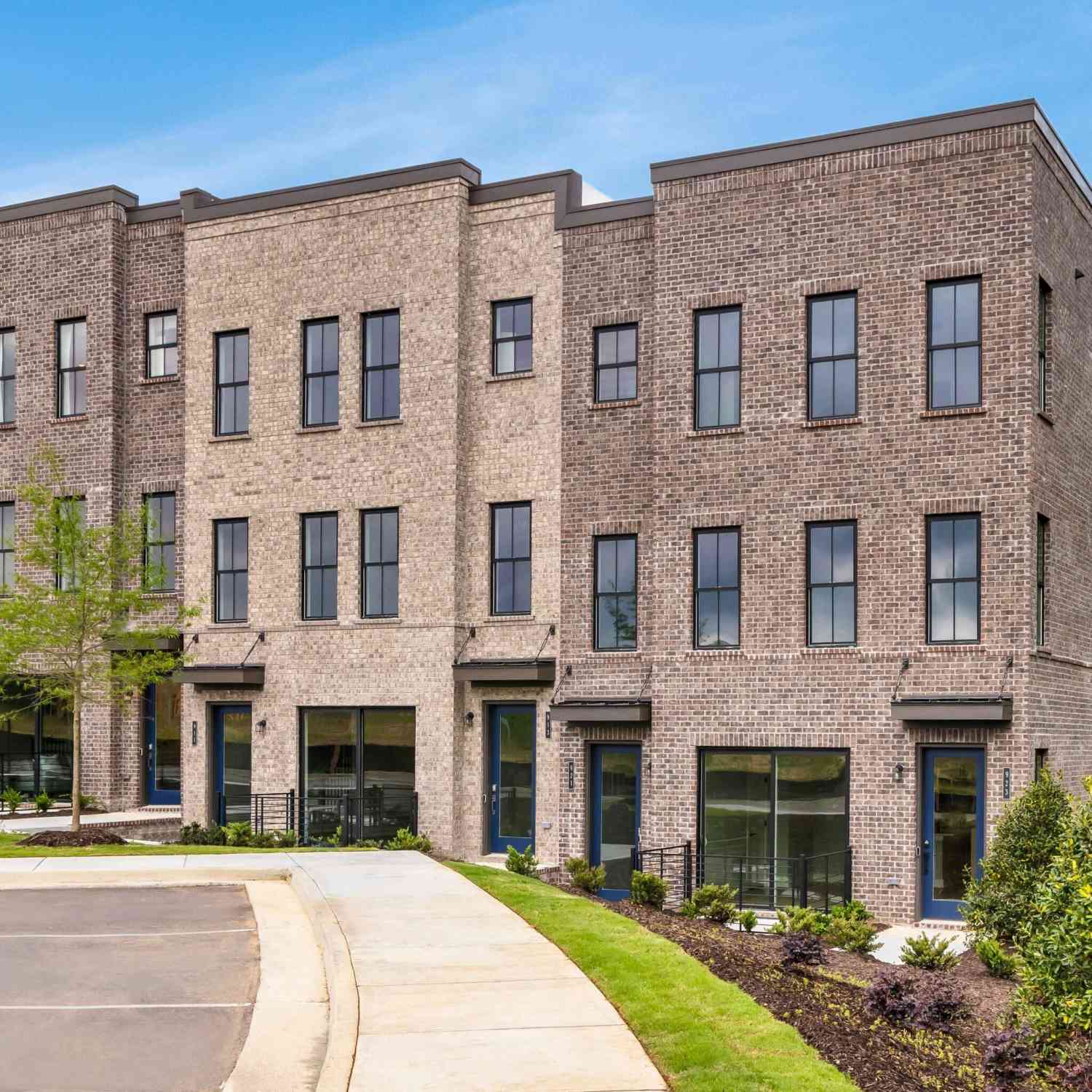 Homes Sold - 911 Echo Park Drive<br/> Suwanee, GA 30024