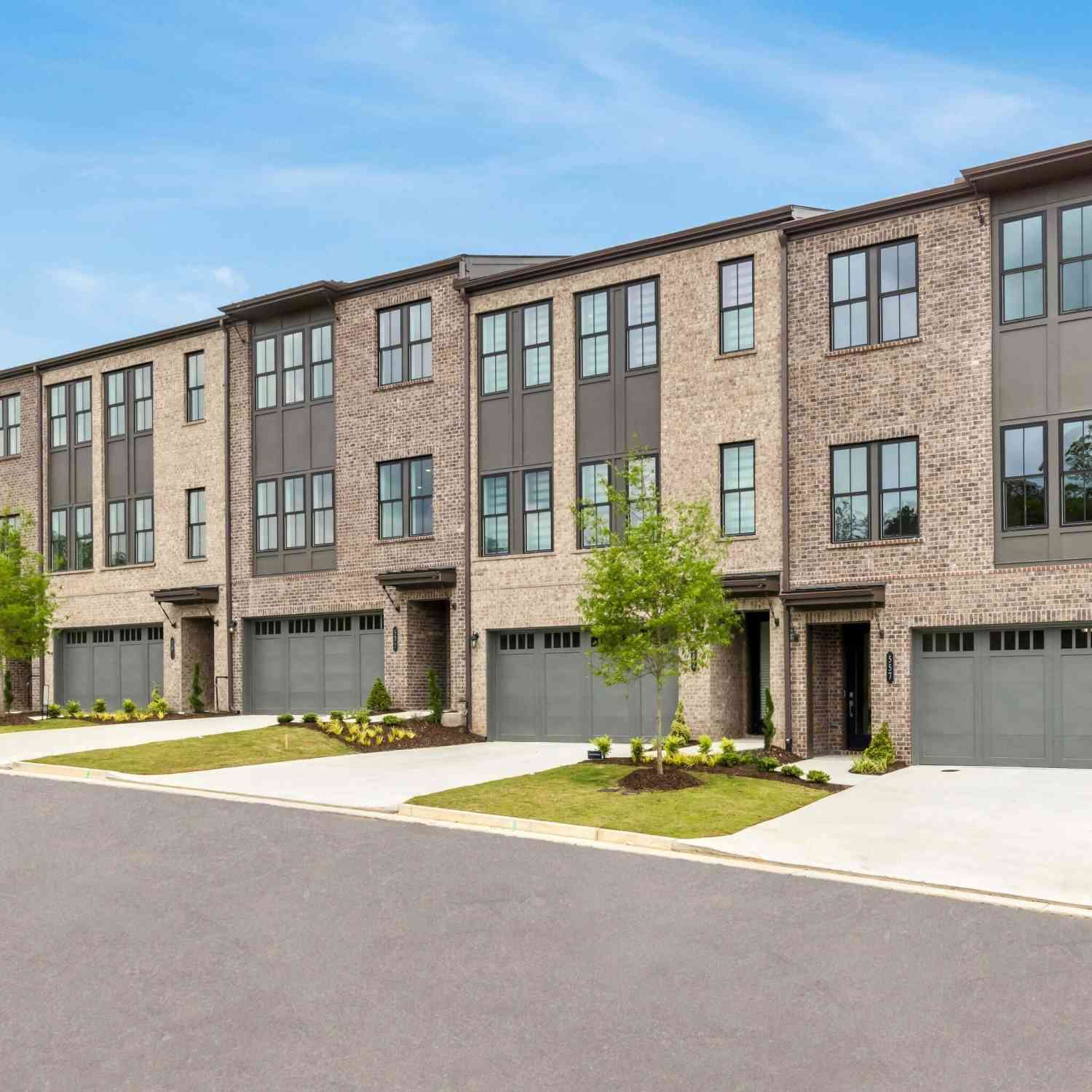 Townhouse Sold - 587 Red Clay Farm Lane<br/> Suwanee, GA 30024