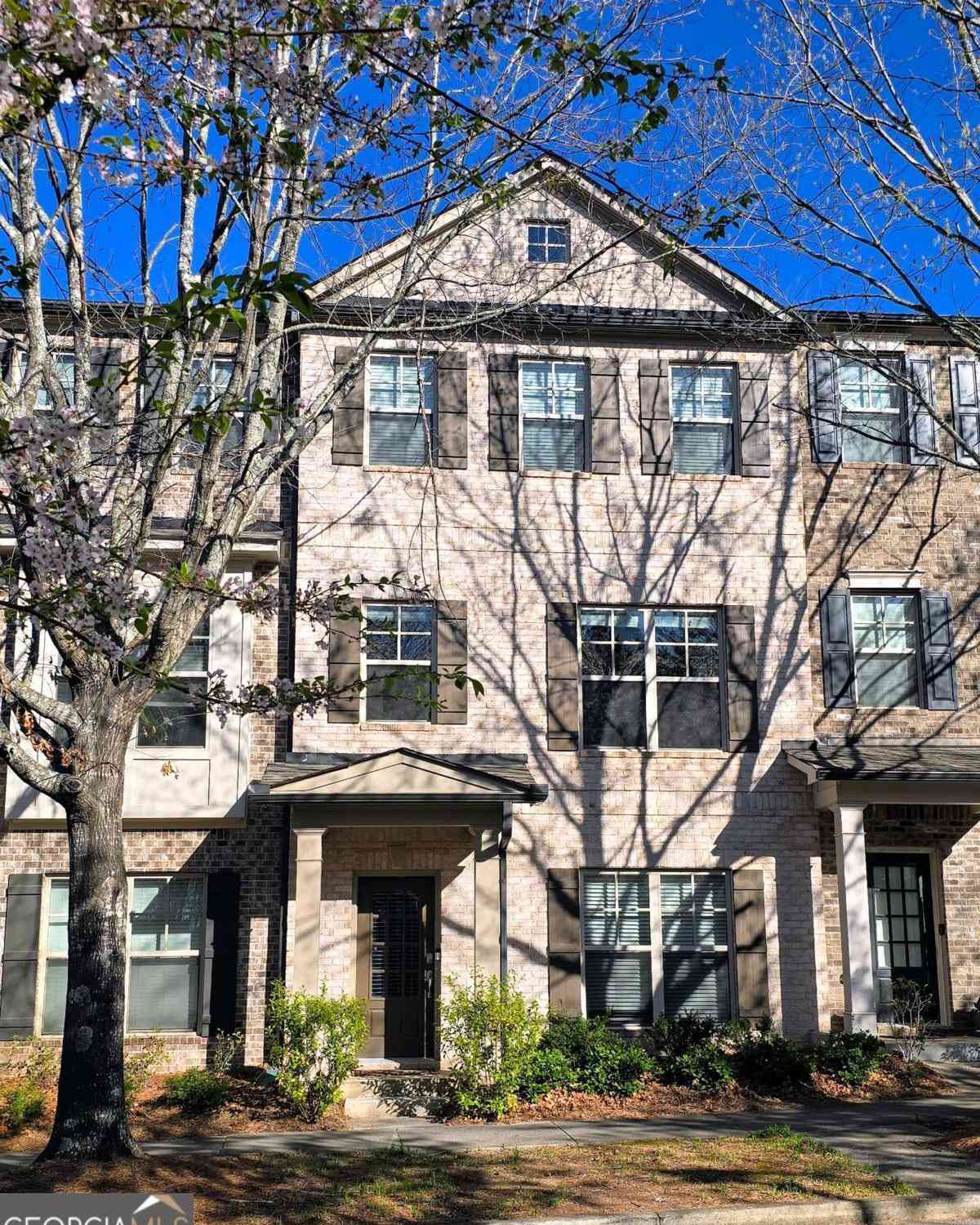 Townhouse Sold - 1560 Baygreen Road<br/> Suwanee, GA 30024