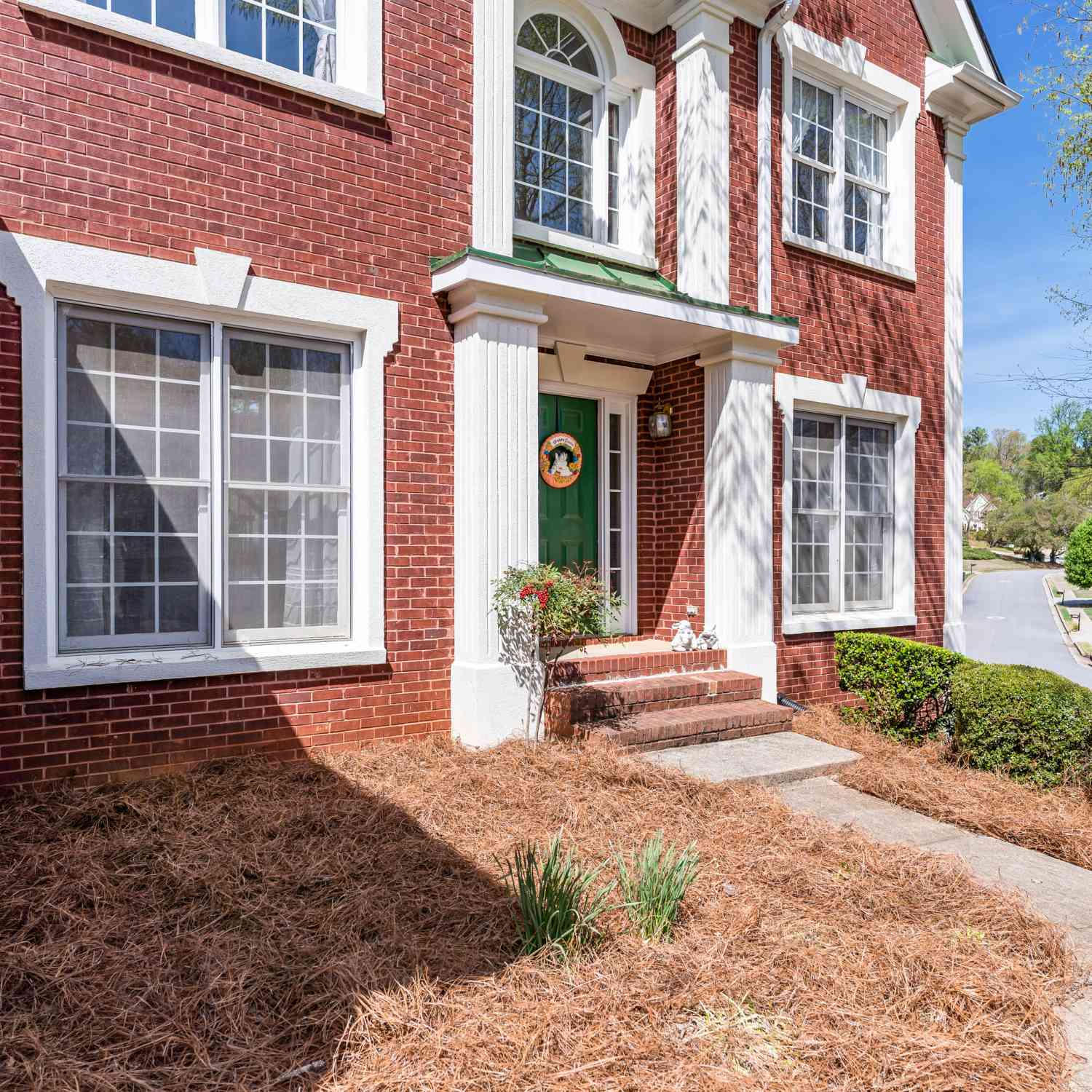 Homes Sold - 2924 Meadow Church Road<br/> Suwanee, GA 30024