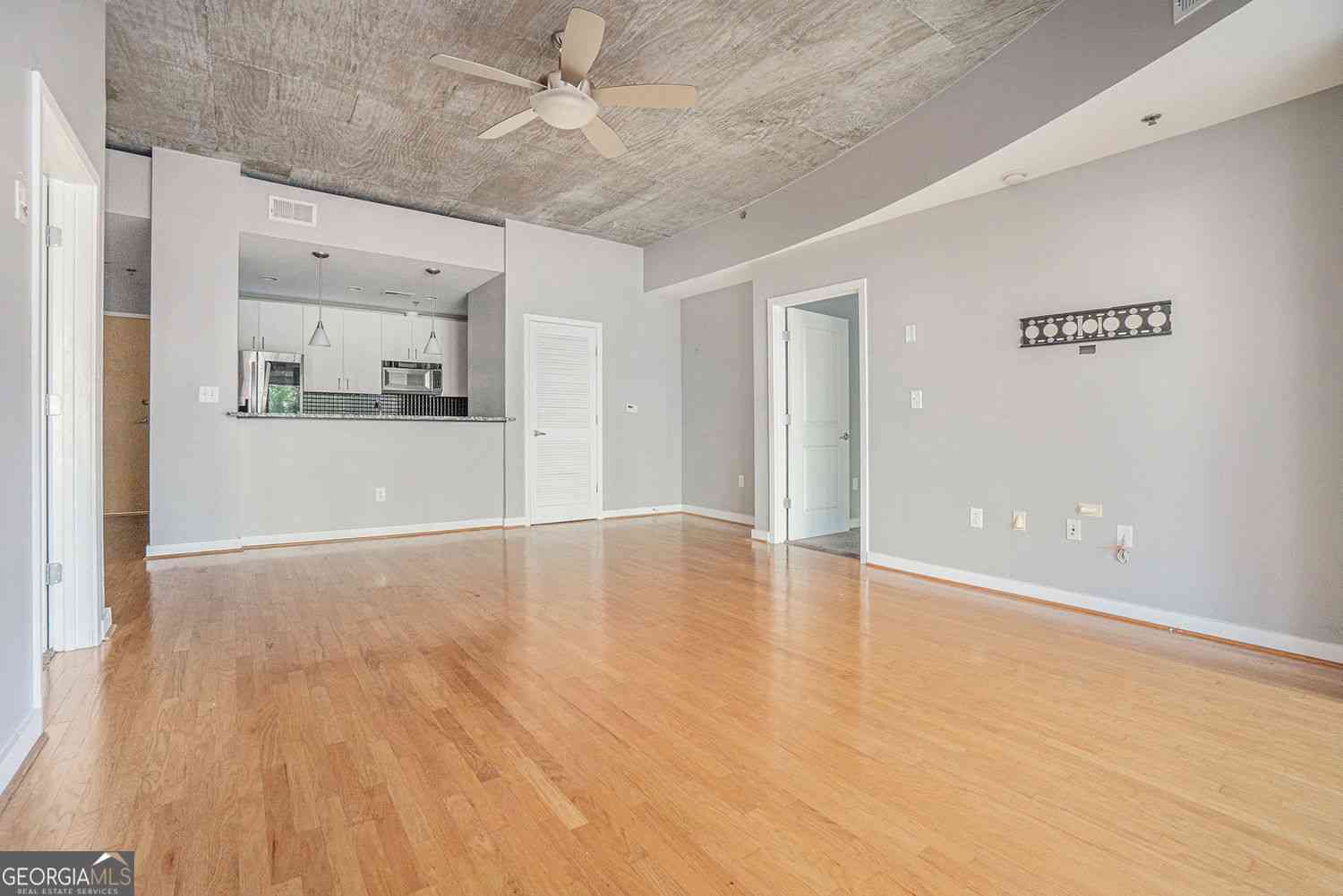 Homes For Sale - 250 Pharr Road NE #405<br/> Atlanta, GA 30305