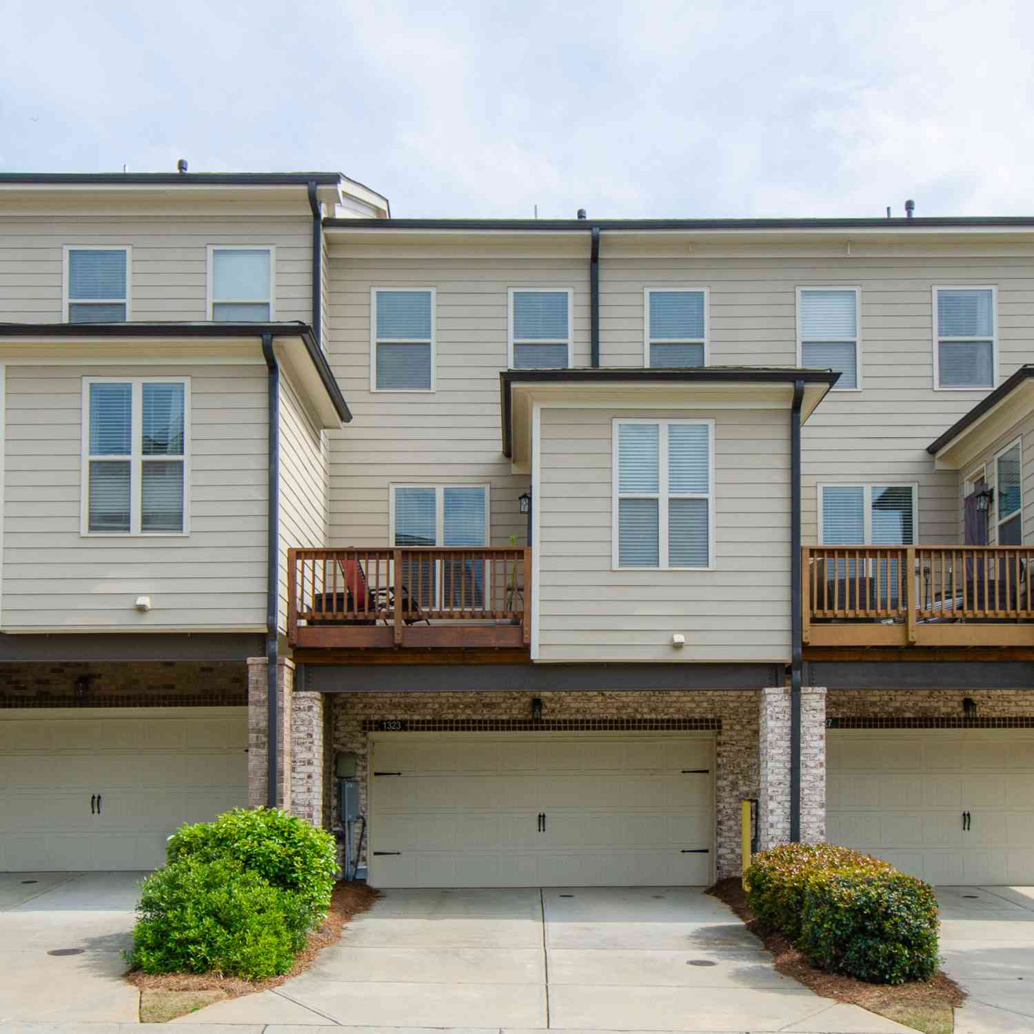 Townhouse Sold - 1323 Faircrest Way<br/> Suwanee, GA 30024