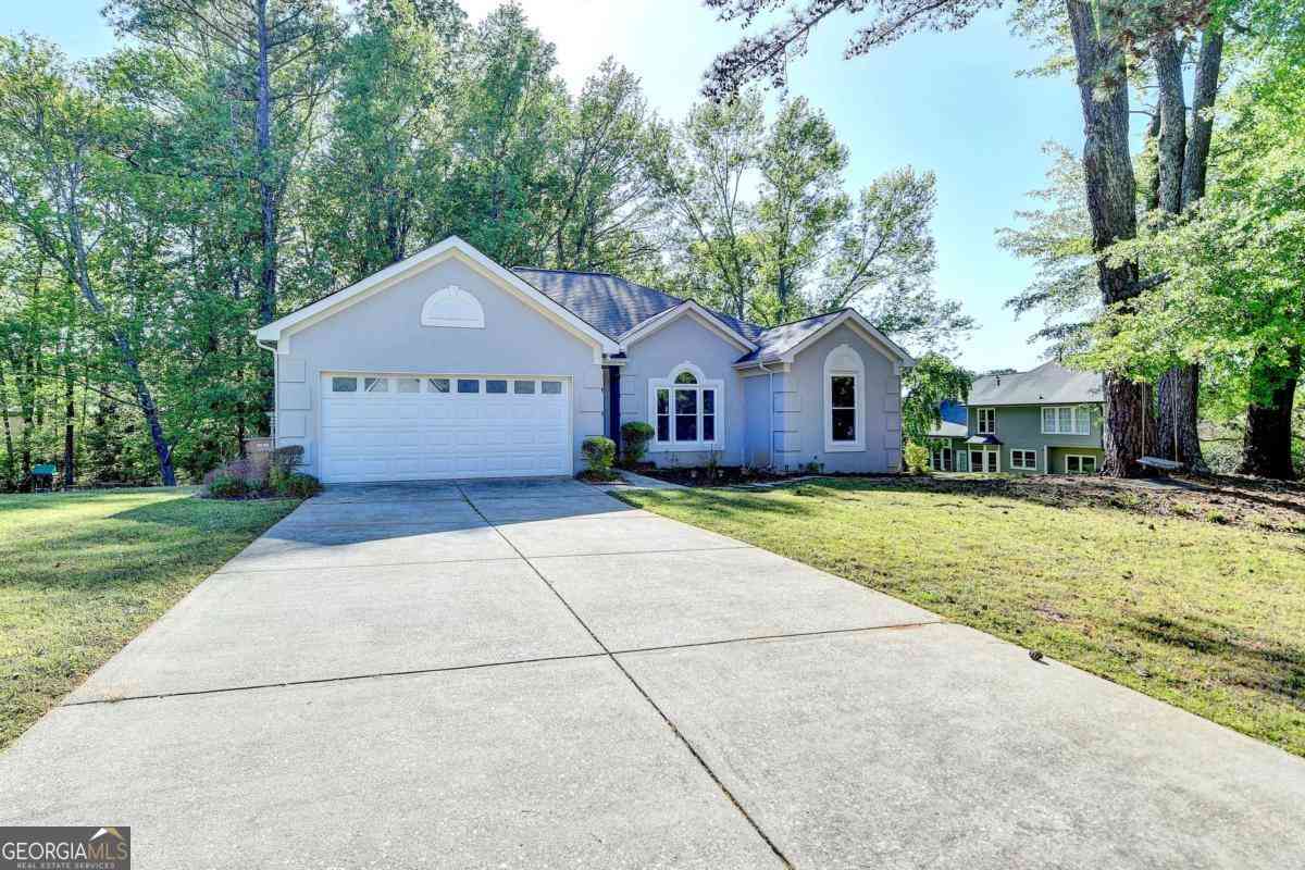 Homes Sold - 4640 Lambton Circle<br/> Suwanee, GA 30024