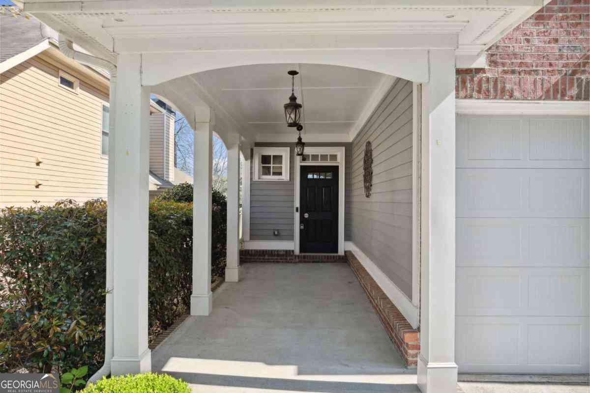 Homes Sold - 3709 Baxley Ridge Drive<br/> Suwanee, GA 30024