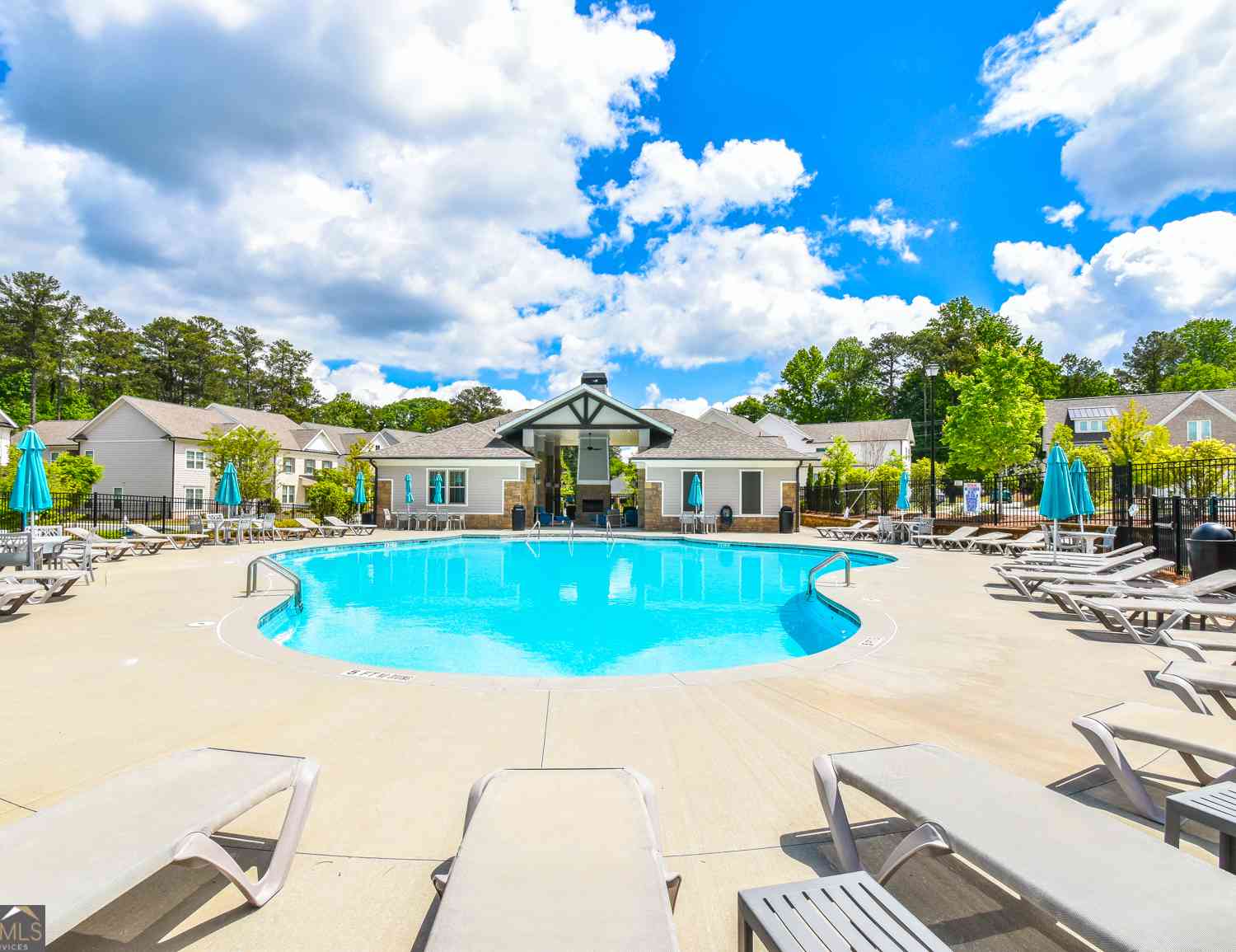 Townhouse Sold - 3313 Bartee Walk<br/> Suwanee, GA 30024