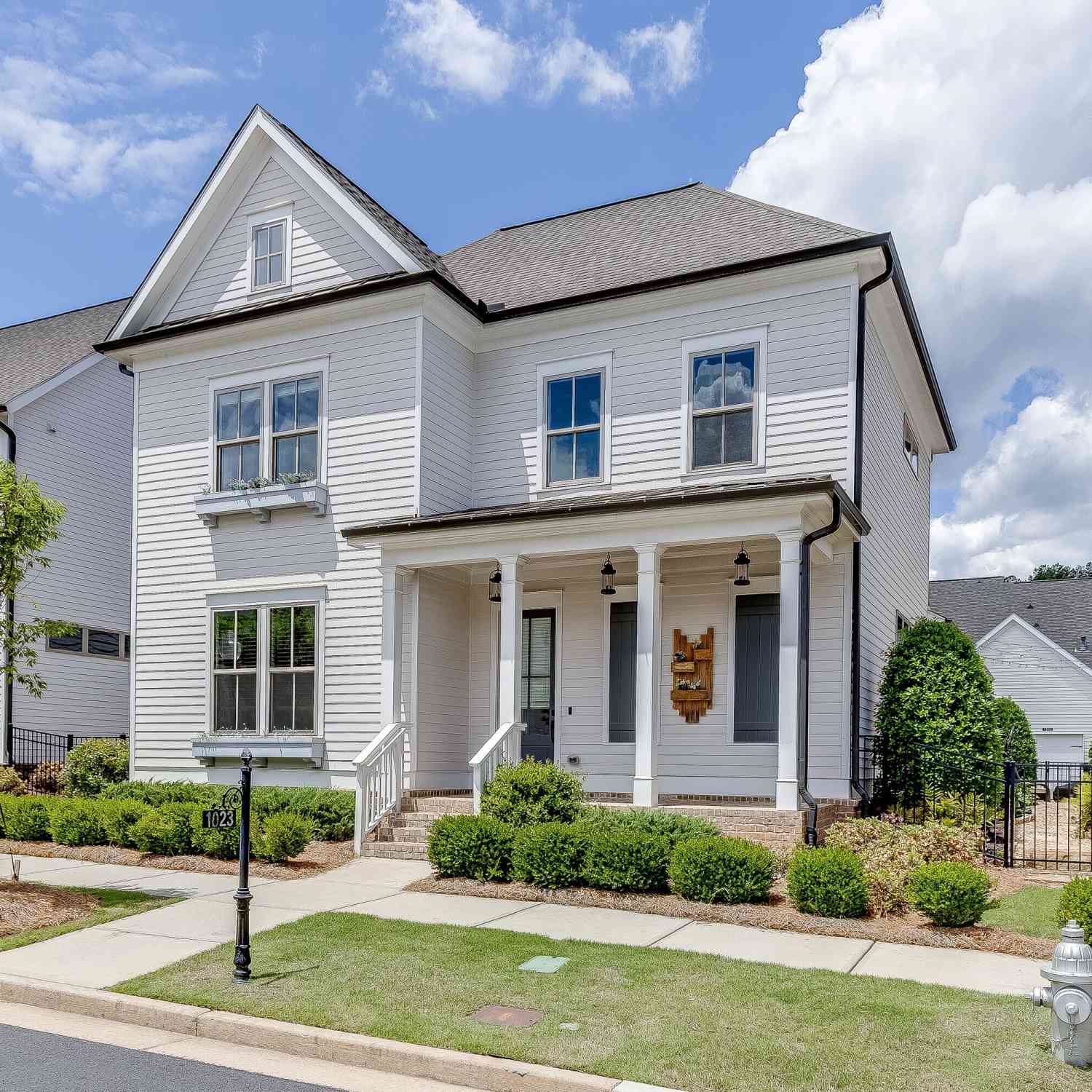 Homes Sold - 1023 Harvest Park Lane<br/> Suwanee, GA 30024
