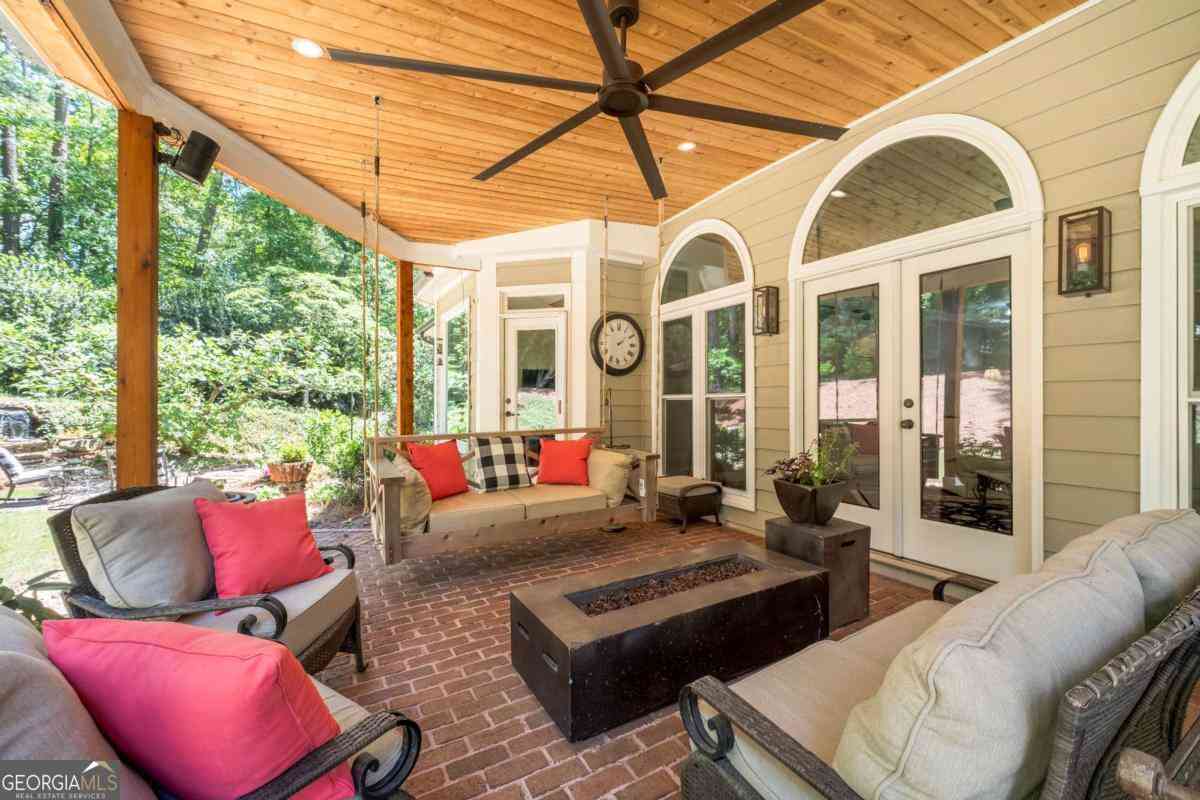 Homes Sold - 4390 Wicklow Court<br/> Suwanee, GA 30024