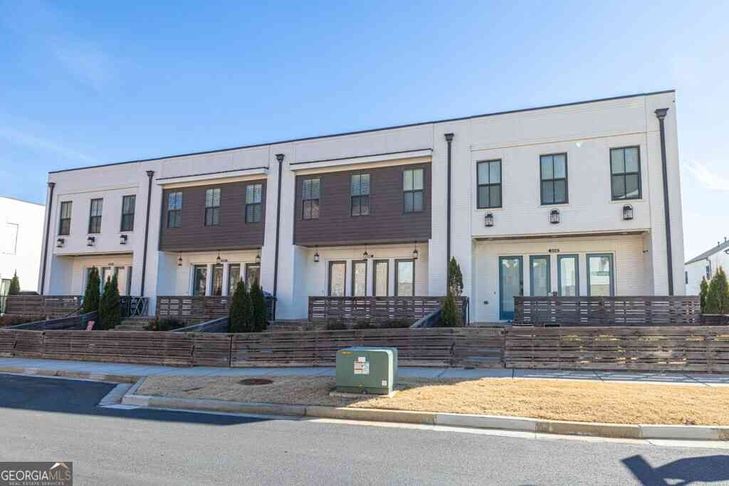 Townhouse Sold - 896 Farmstead Road #162<br/> Suwanee, GA 30024