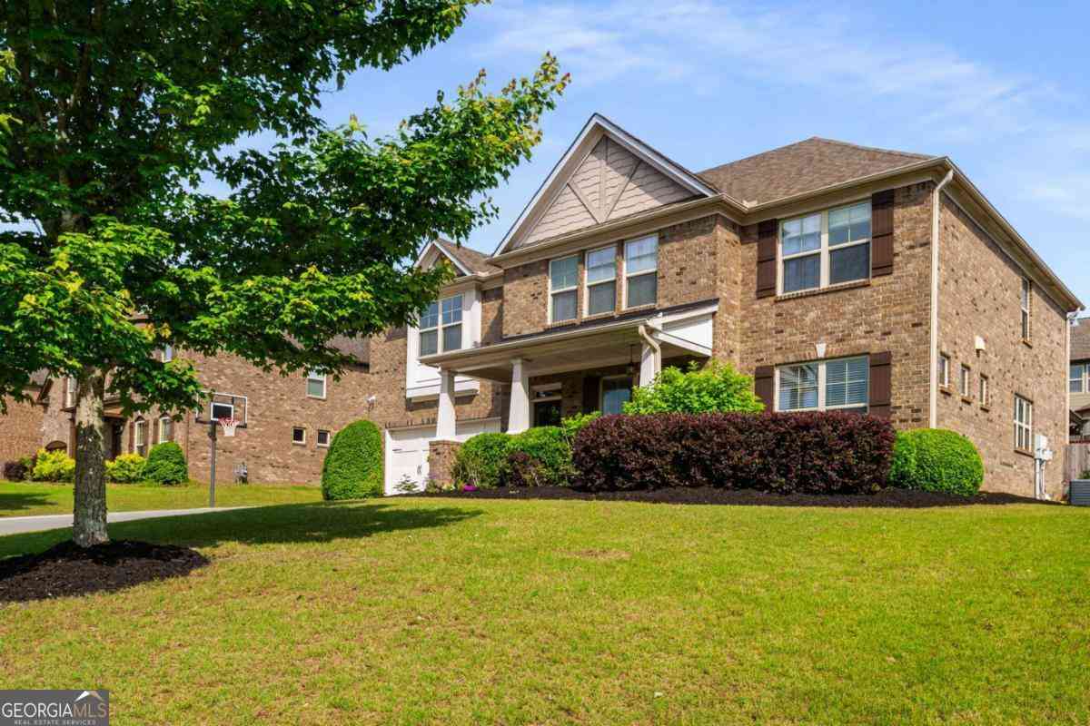 Homes Sold - 1520 Gallant Fox Lane<br/> Suwanee, GA 30024