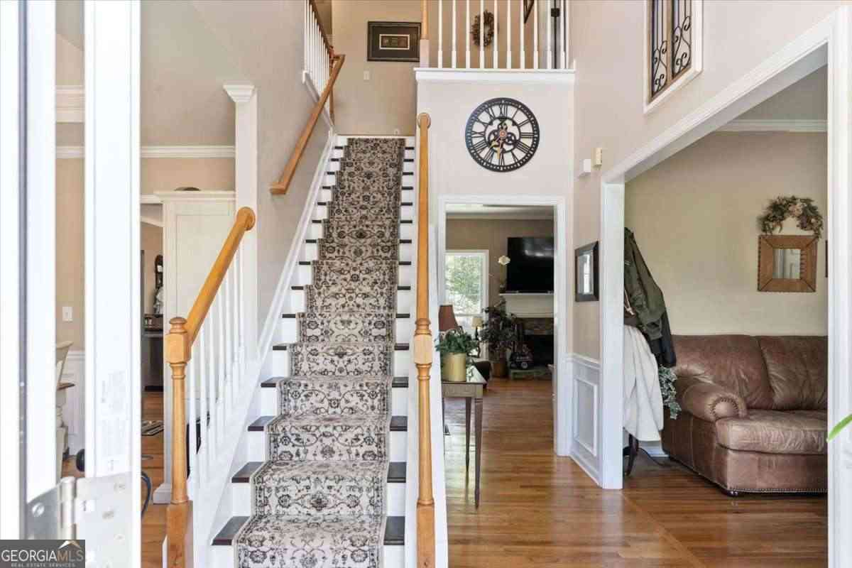 Homes Sold - 242 Sandhurst Court<br/> Suwanee, GA 30024