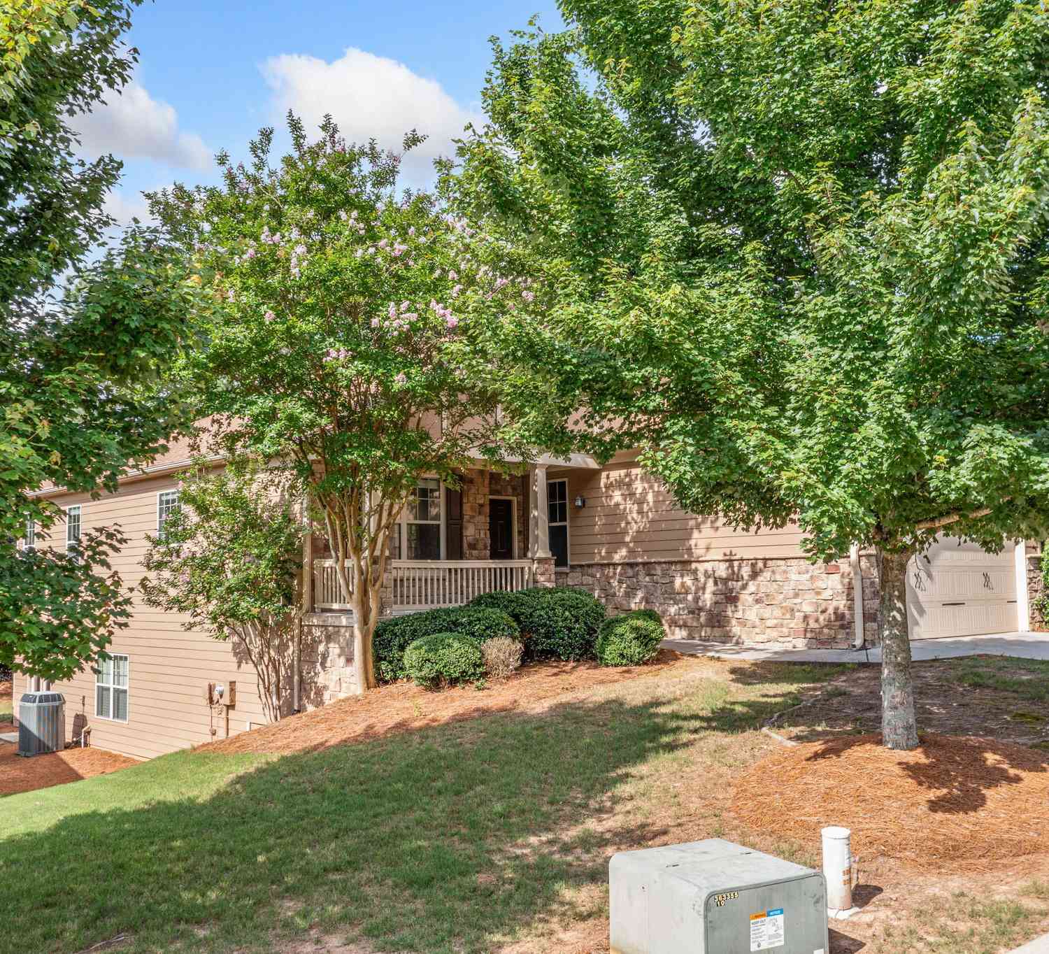 Homes For Sale - 238 Balsam Drive<br/> Canton, GA 30114