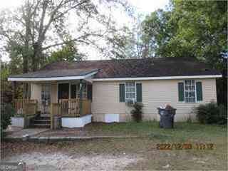 Homes For Sale - 15 E Church Street<br/> Mitchell County, Camilla, GA 31730