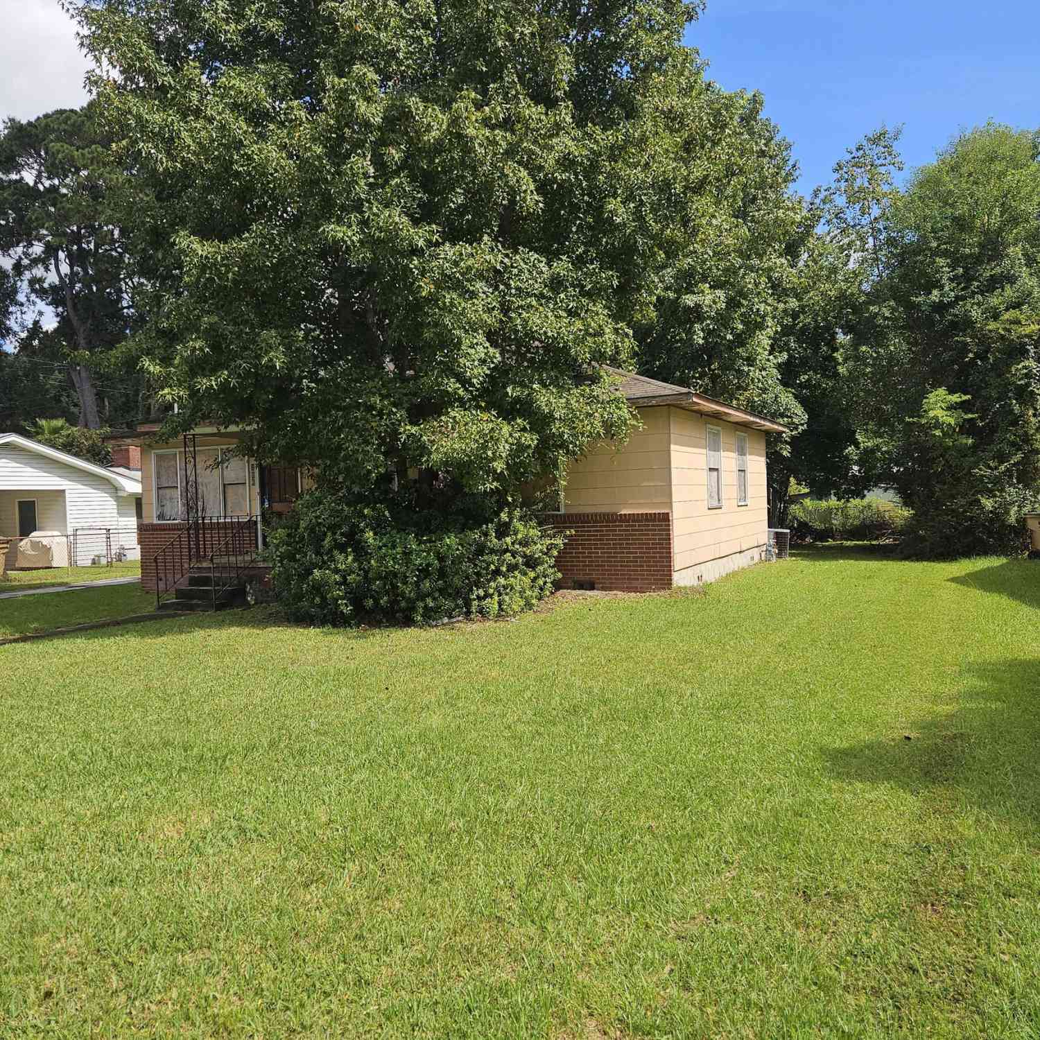 Homes For Sale - 106 Gordon Street<br/> Chatham County, Port Wentworth, GA 31407