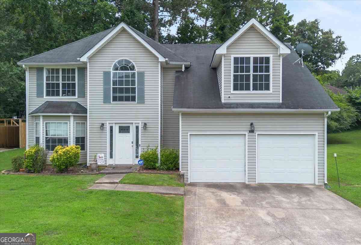 Homes For Sale - 7071 Deshon Hills Lane<br/> Dekalb County, Lithonia, GA 30058