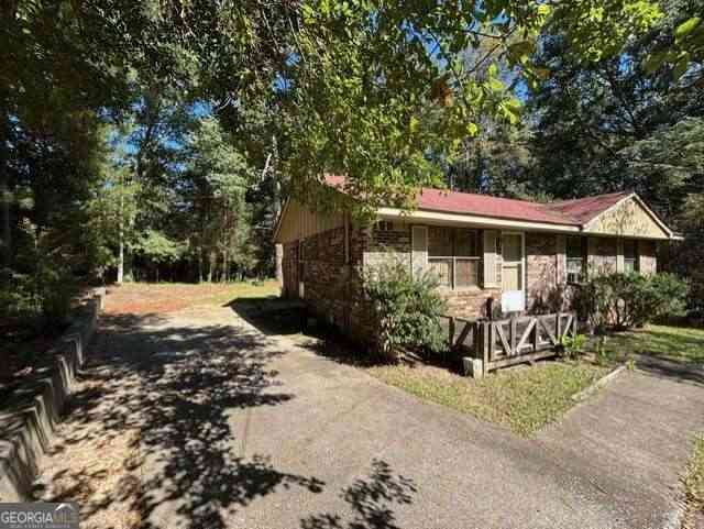Homes For Sale - 1061 Porter Drive<br/> Elberton, GA 30635