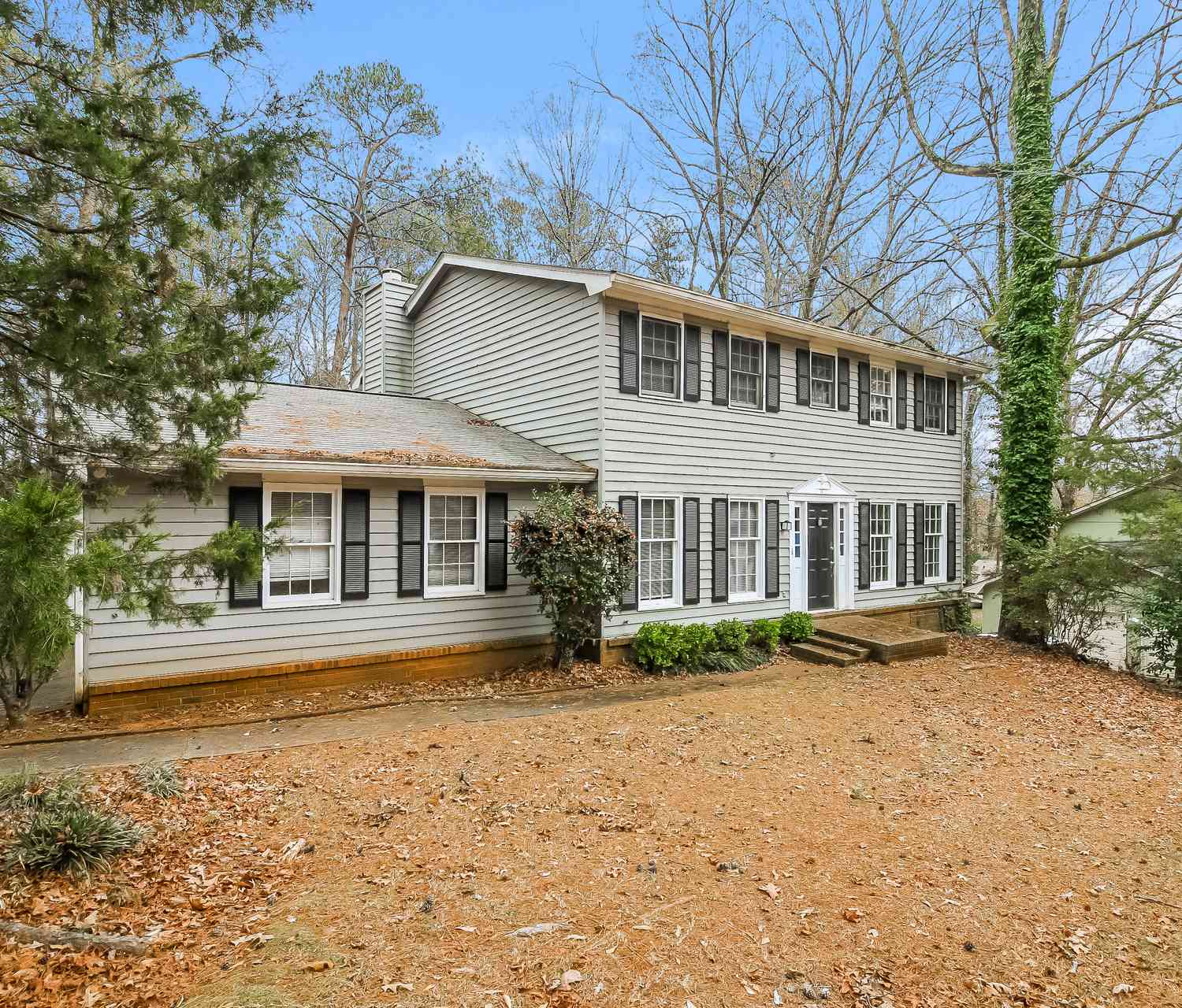 Homes For Sale - 1672 Briarbend Court<br/> Dekalb County, Stone Mountain, GA 30088