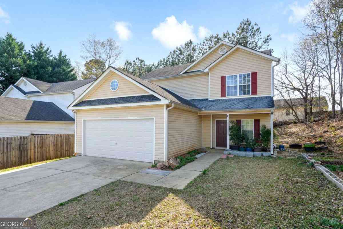 Homes For Sale - 792 Russell Drive<br/> Riverdale, GA 30296