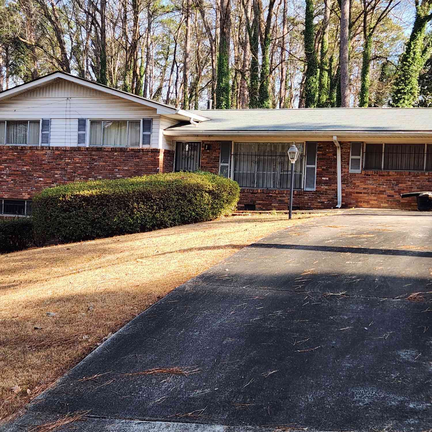 Vacant Land For Sale - 2366 Country Club Drive SW<br/> Fulton County, Atlanta, GA 30311