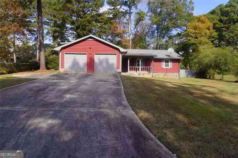 Homes For Sale - 1558 Thornwood Court<br/> Clayton County, Jonesboro, GA 30236
