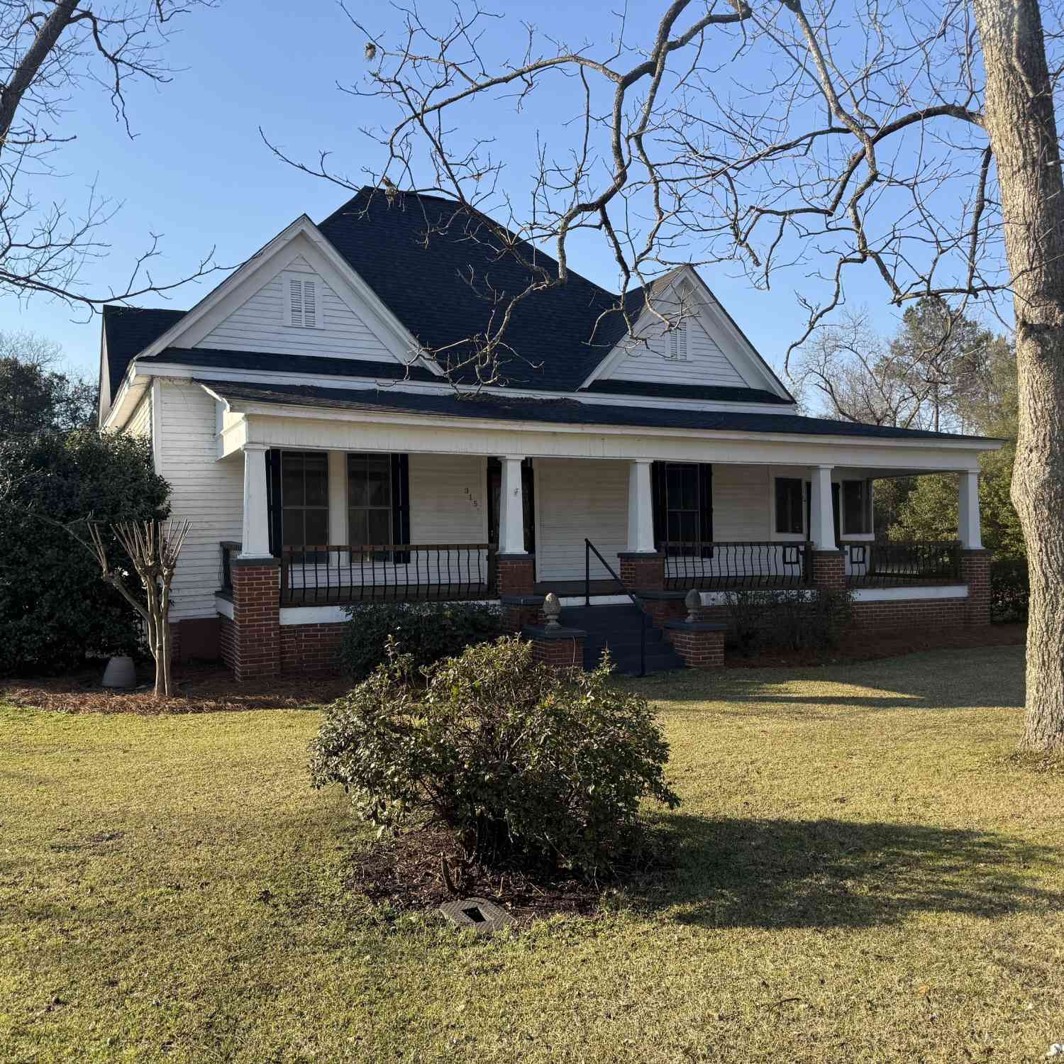 Homes For Sale - 315 Pine Avenue<br/> Pinehurst, GA 31070