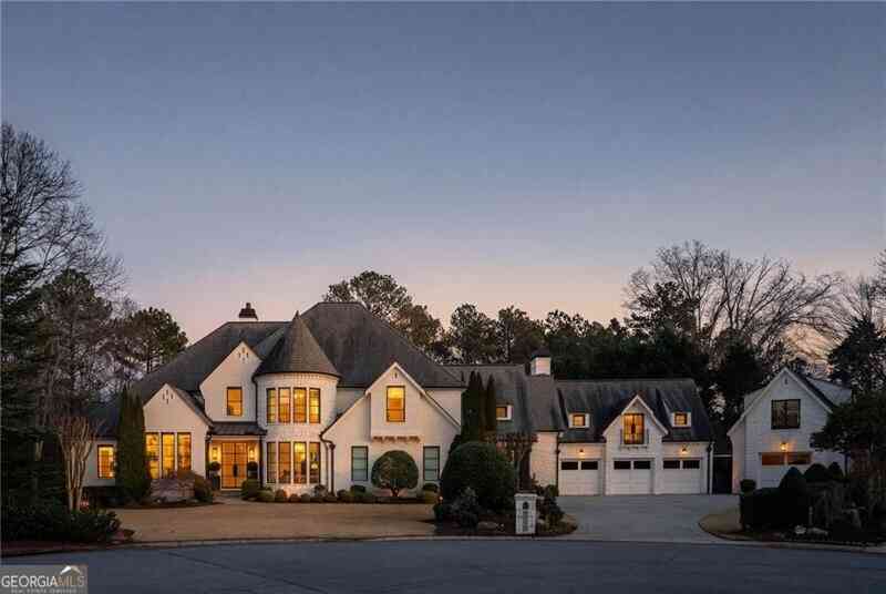 Homes For Sale - 4488 Doral Circle SE<br/> Cobb County, Marietta, GA 30067
