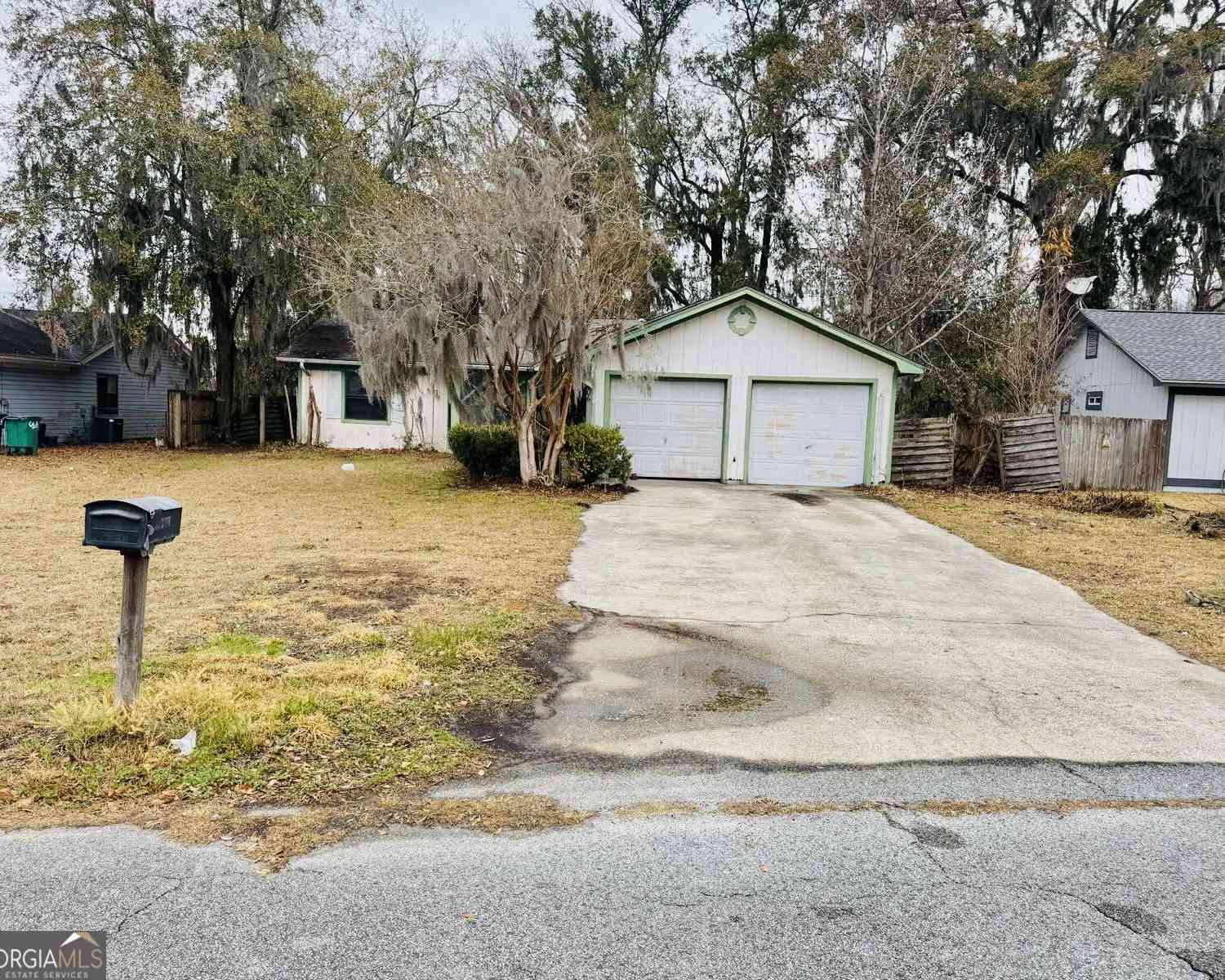Homes For Sale - 206 Sunnyside Drive<br/> Camden County, Saint Marys, GA 31558