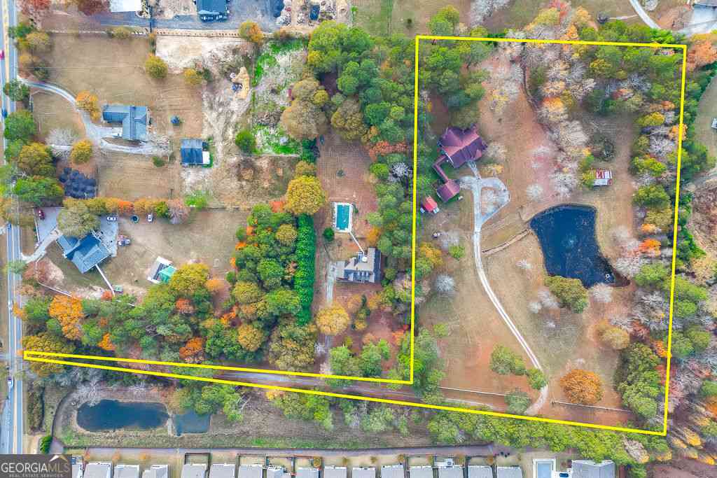 Homes For Sale - 525 Cooper Road<br/> Loganville, GA 30052