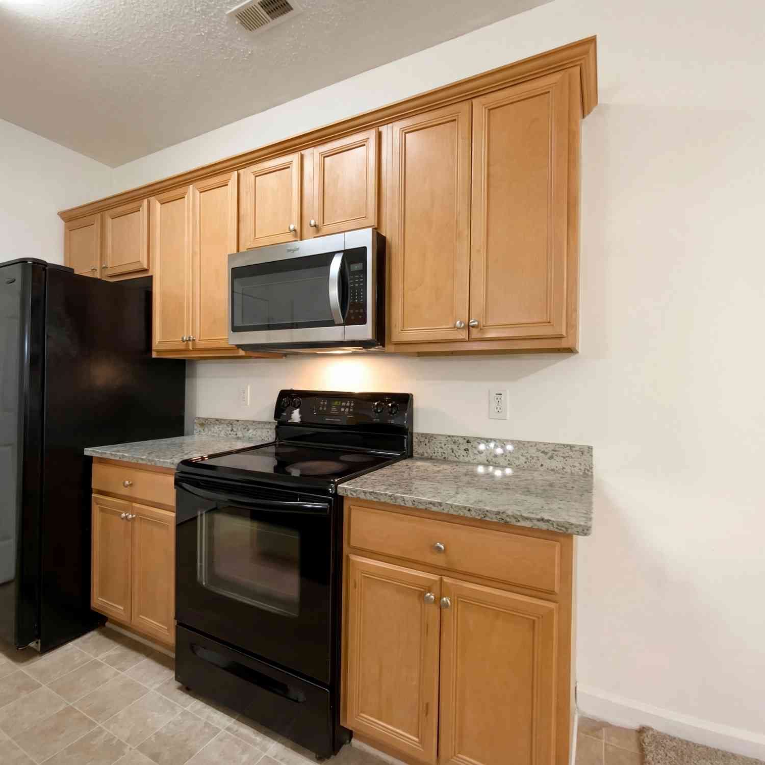 Townhouse For Sale - 8506 Kaden Drive<br/> Clayton County, Jonesboro, GA 30238