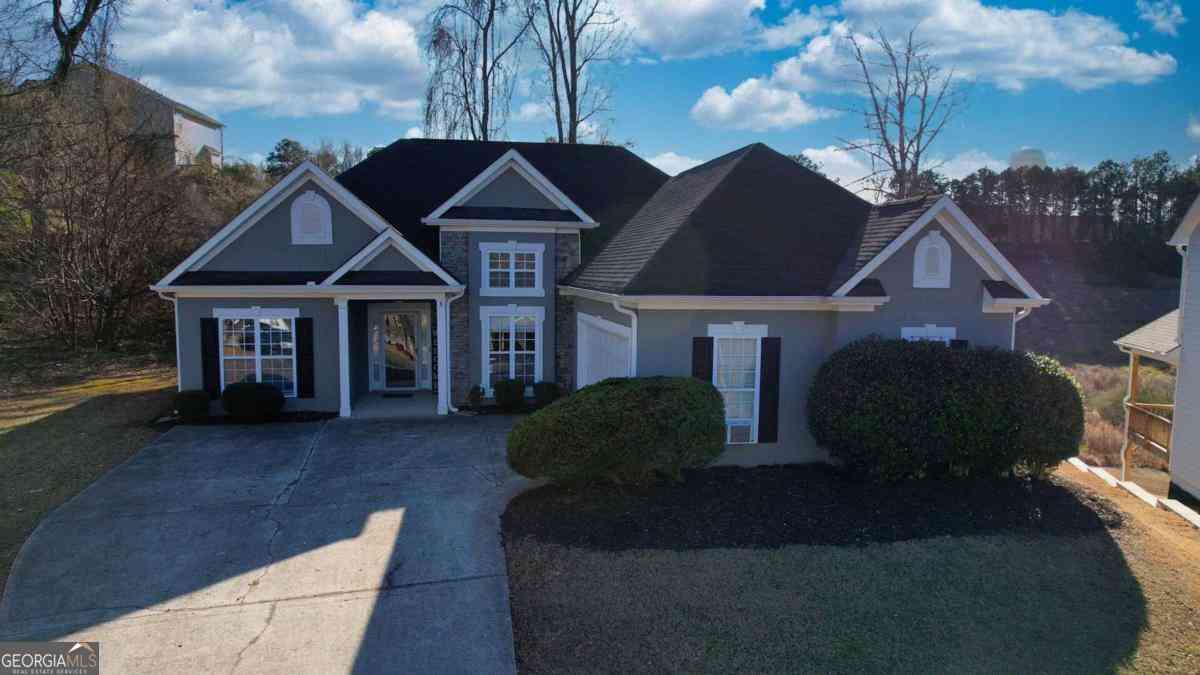 Homes For Sale - 2648 Neighborhood Walk S<br/> Villa Rica, GA 30180