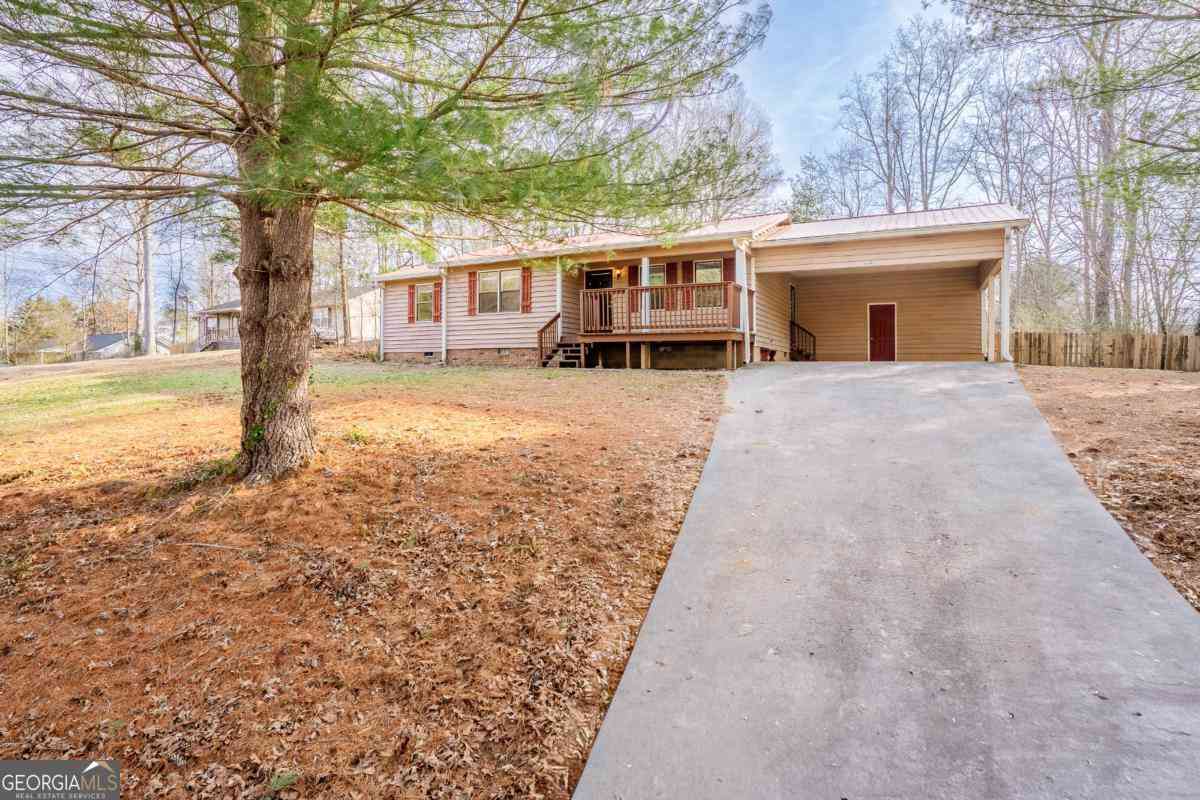 Homes For Sale - 629 W Broadacre Road NW<br/> Dalton, GA 30721