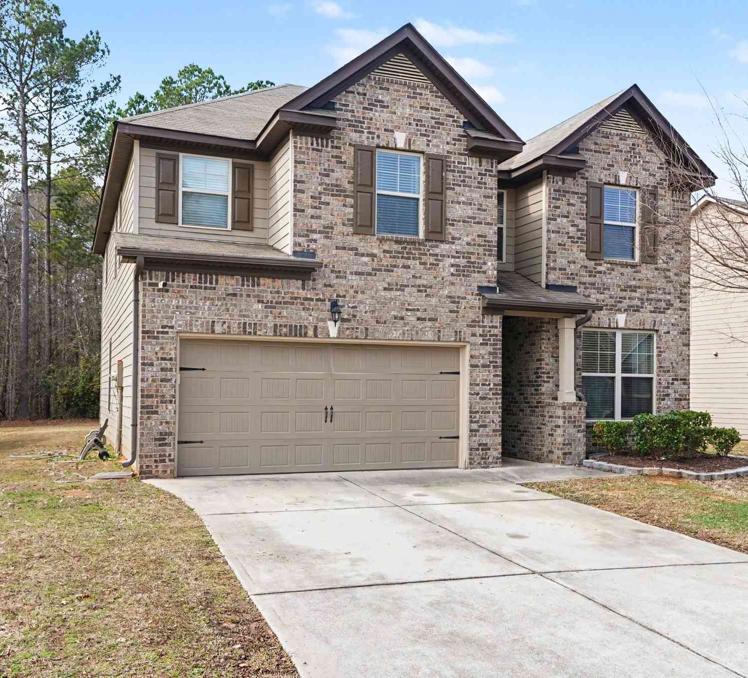 Homes For Sale - 1417 Stone Ridge Court<br/> Henry County, Hampton, GA 30228