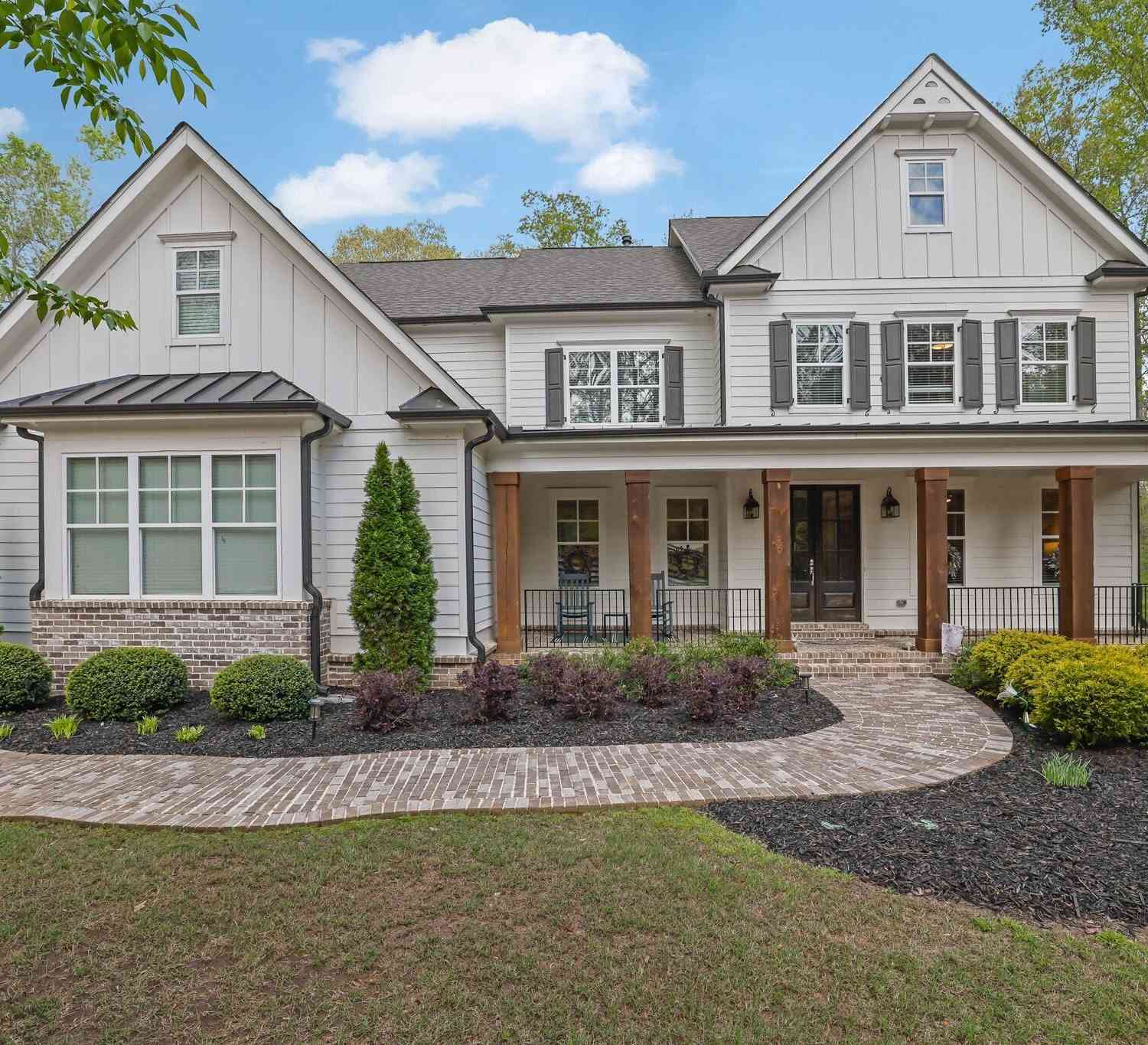 Homes For Sale - 123 Townsend Pass<br/> Alpharetta, GA 30004