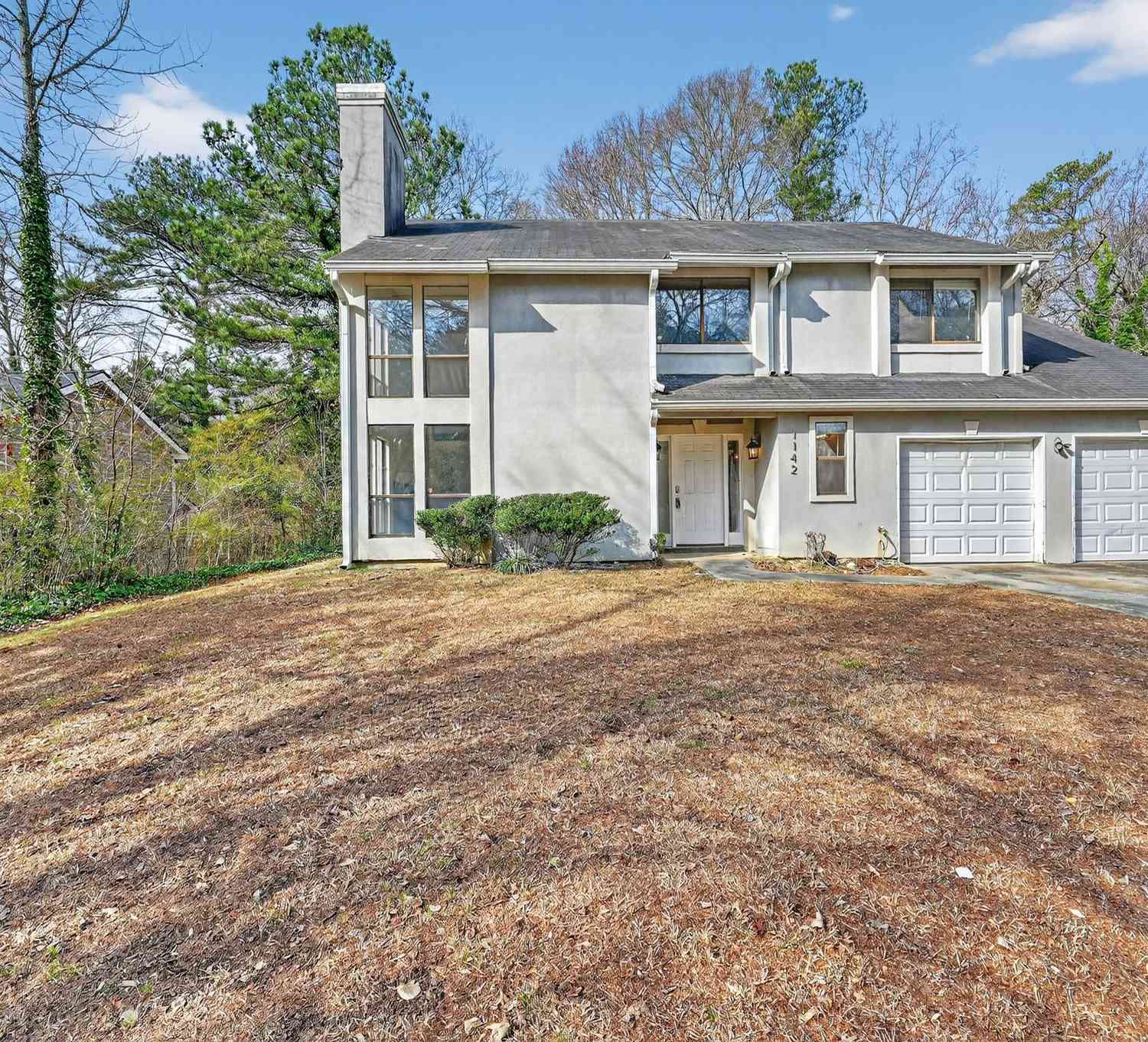 Homes For Sale - 1142 Chapman Circle<br/> Dekalb County, Stone Mountain, GA 30088