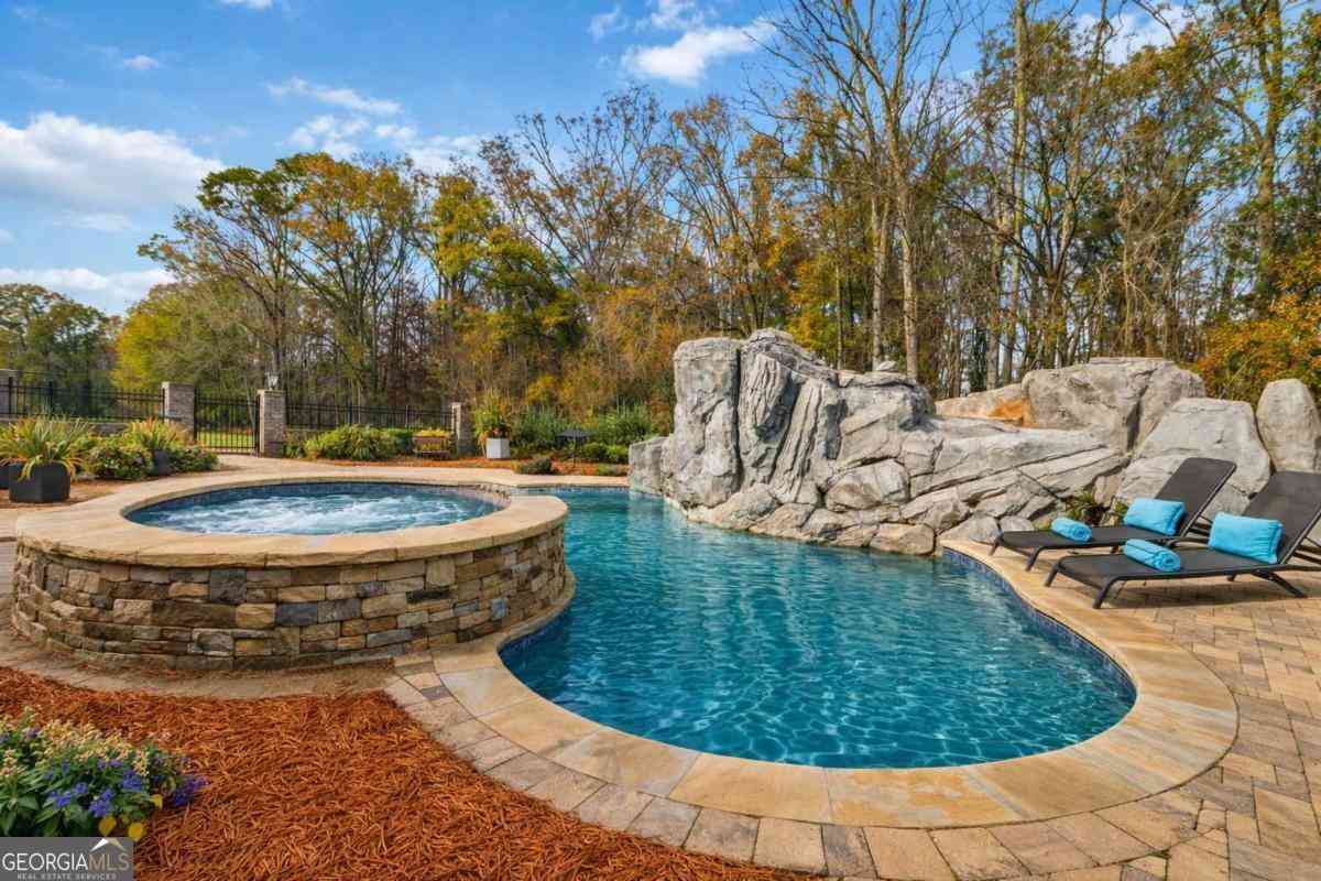 Homes For Sale - 220 River Meadow Lane<br/> Newton County, Social Circle, GA 30025