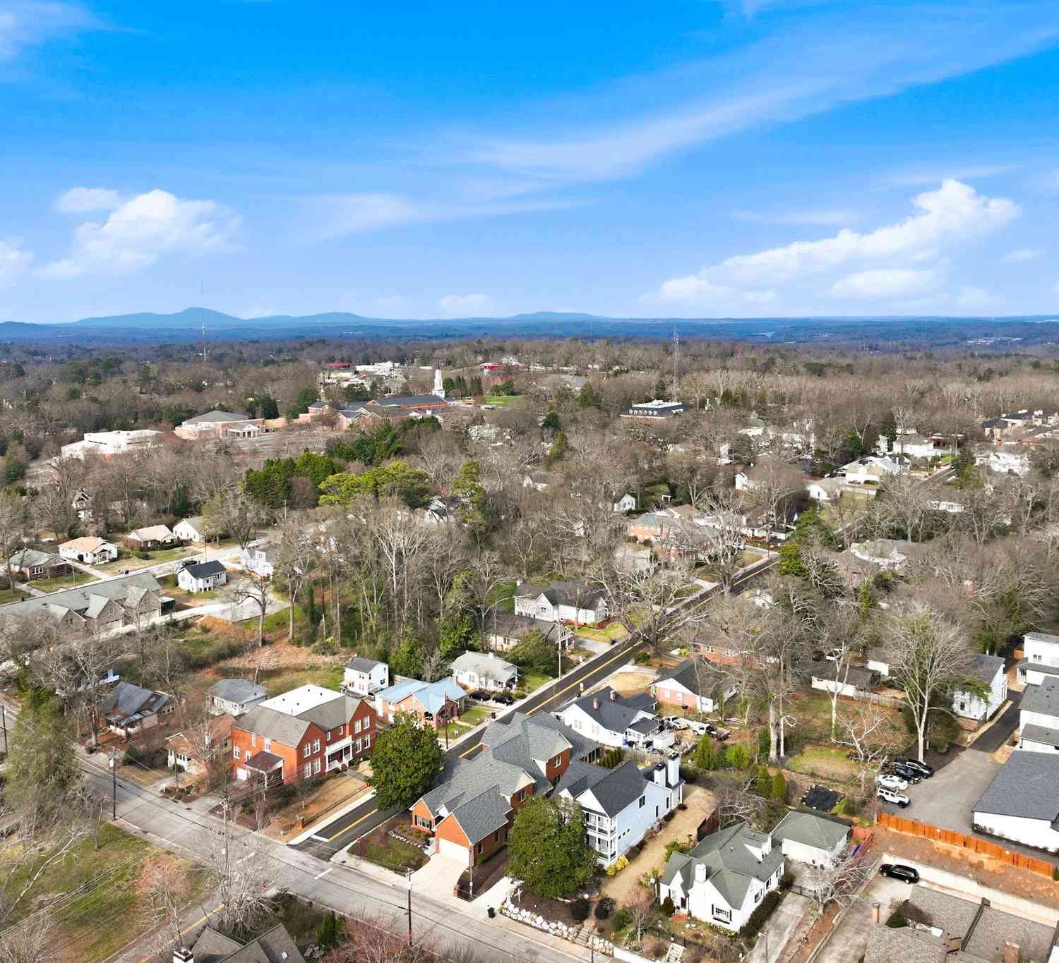 Townhouse For Sale - 425 North Avenue #B<br/> Gainesville, GA 30501
