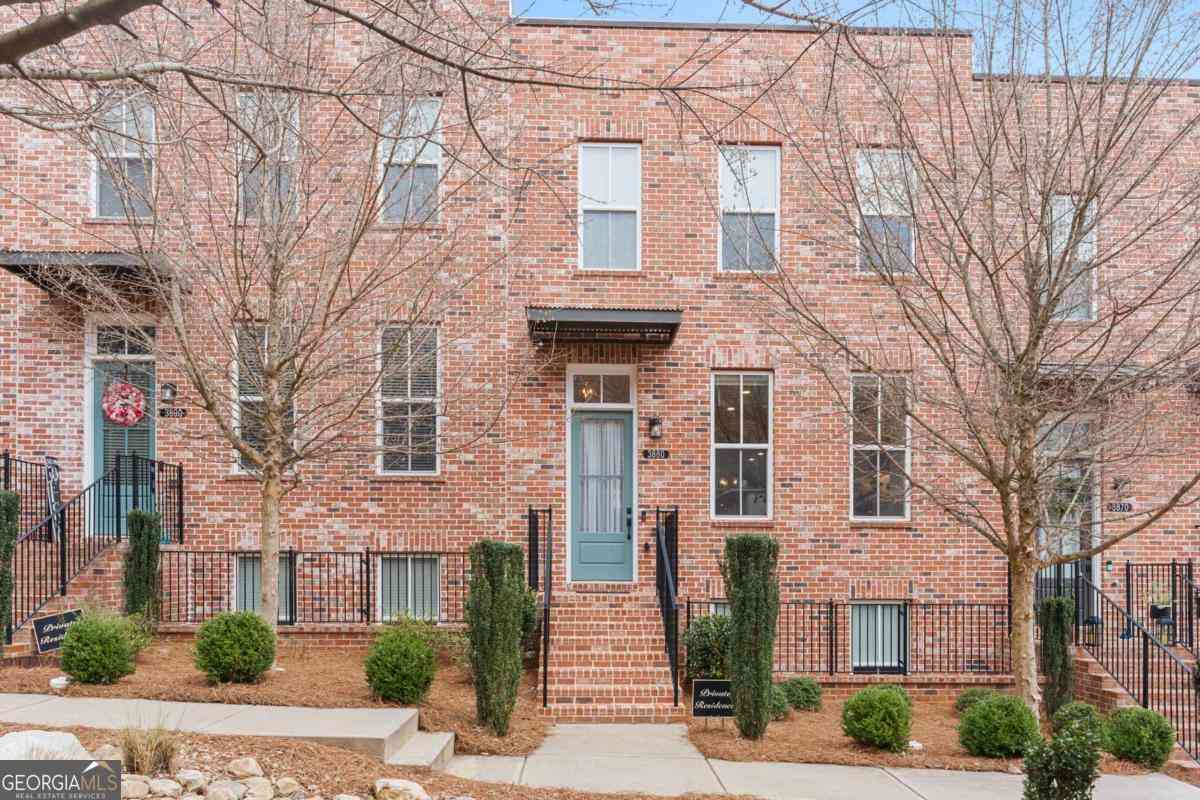Townhouse For Sale - 3880 Prairie Field Crossing<br/> Suwanee, GA 30024