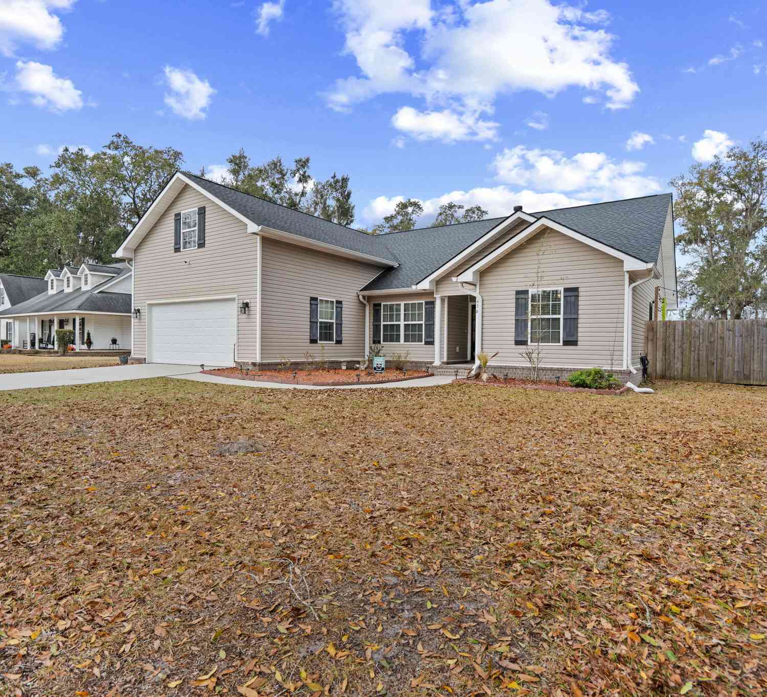 Homes For Sale - 24 Saint Ives Drive<br/> Savannah, GA 31419