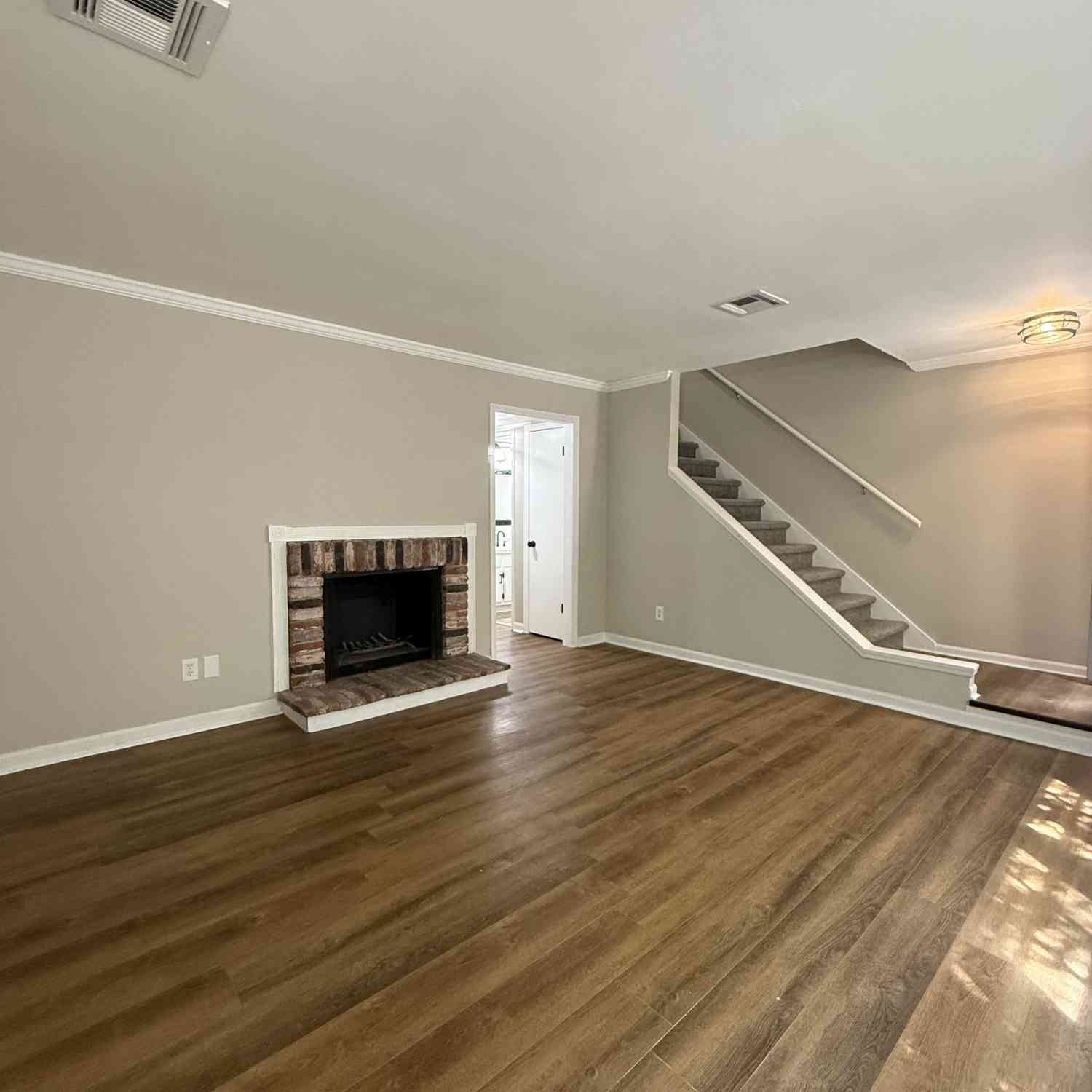 Townhouse For Sale - 2436 Northlake Court NE<br/> Dekalb County, Atlanta, GA 30345
