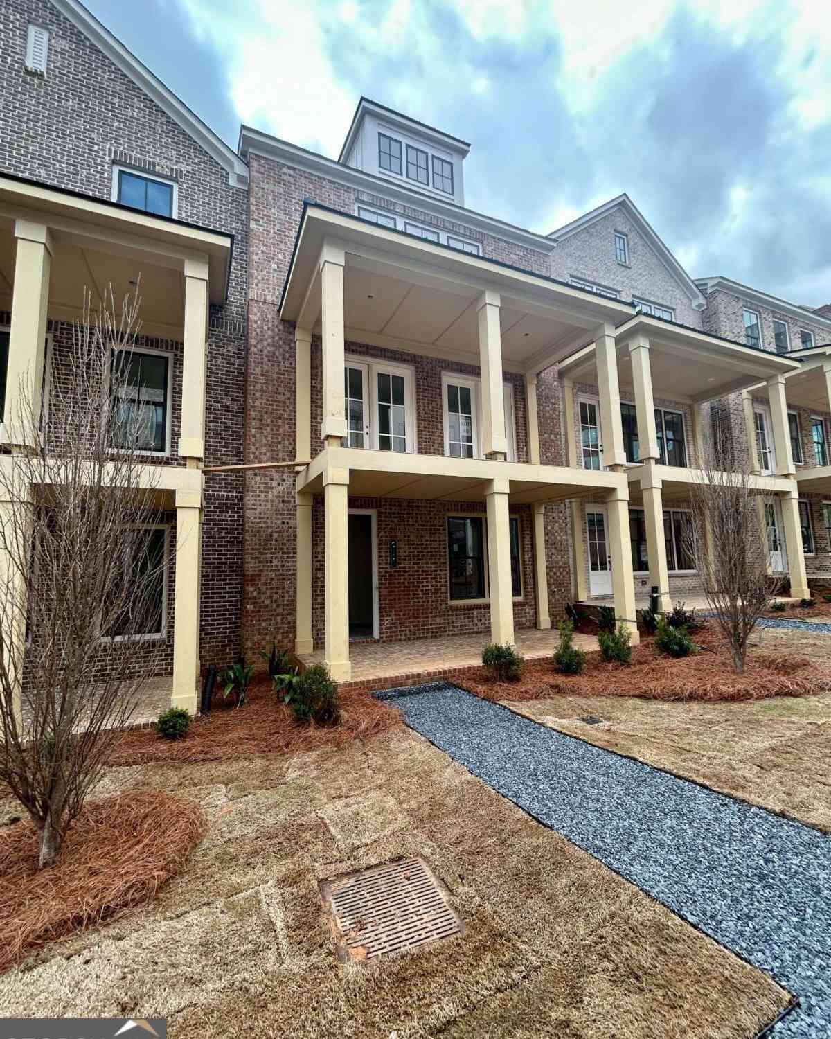 Townhouse For Sale - 2254 Wexford Drive #40<br/> Brookhaven, GA 30319