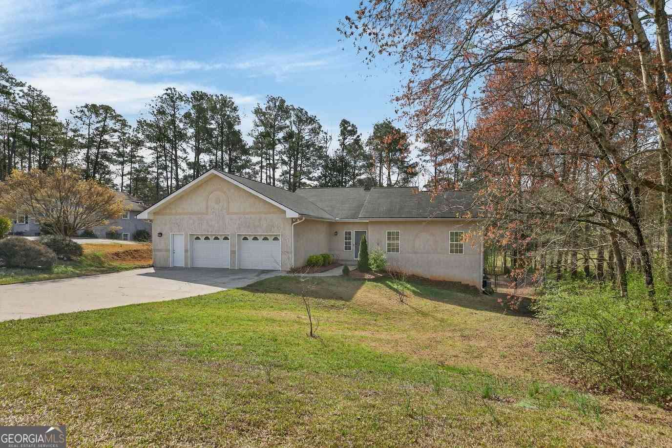 Homes For Sale - 8993 Dornoch Circle<br/> Douglas County, Winston, GA 30187