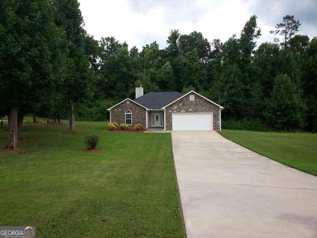 Homes For Sale - 182 Hawk Lane<br/> Carrollton, GA 30116