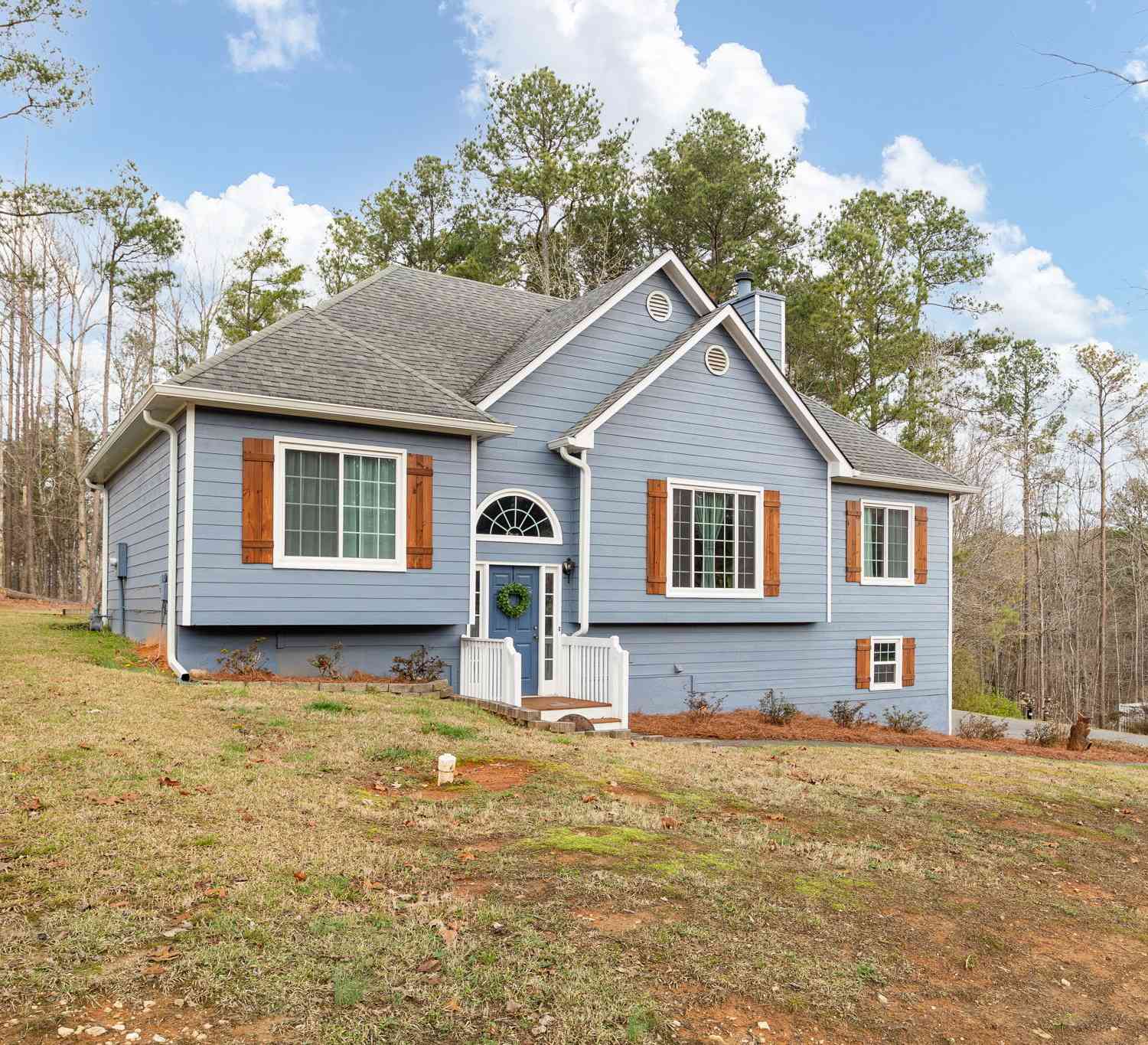 Homes For Sale - 251 Eagle Lake Drive<br/> Dallas, GA 30132