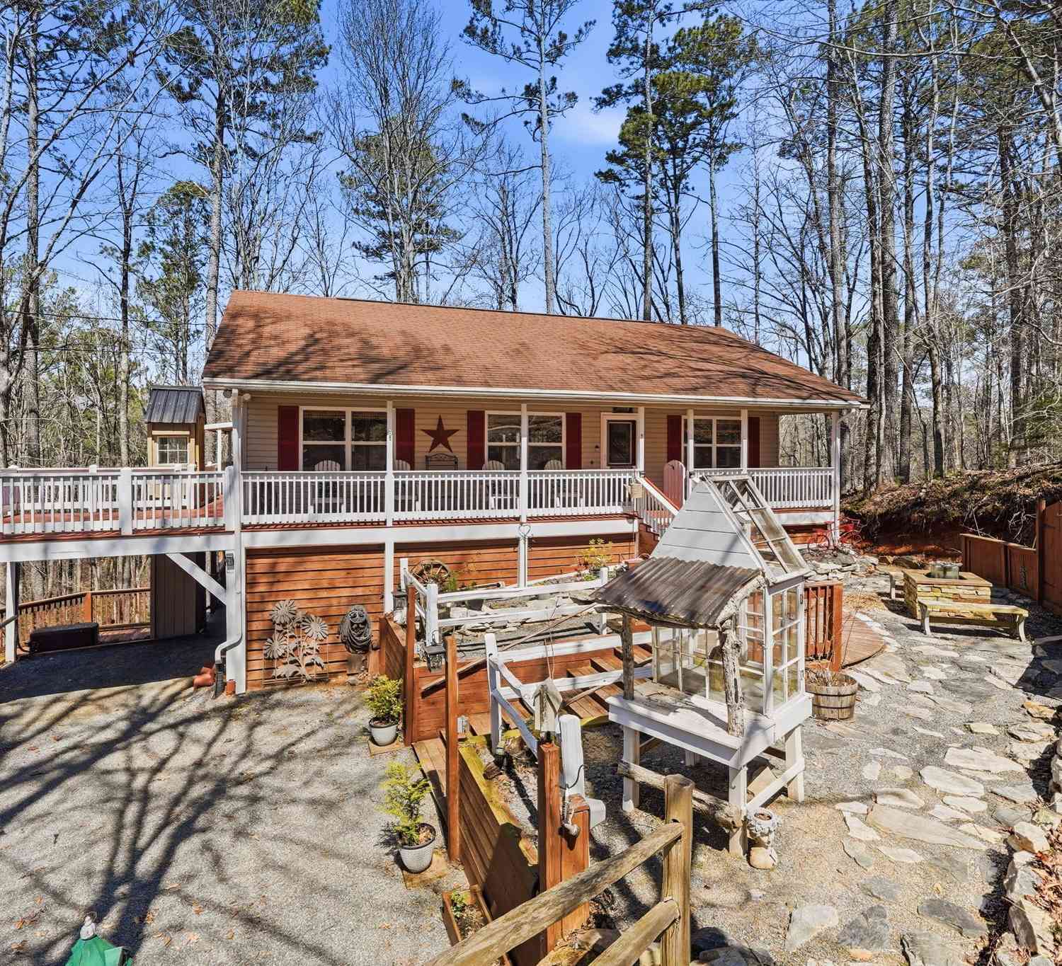 Homes For Sale - 508 Lemmon Lane<br/> Ellijay, GA 30540