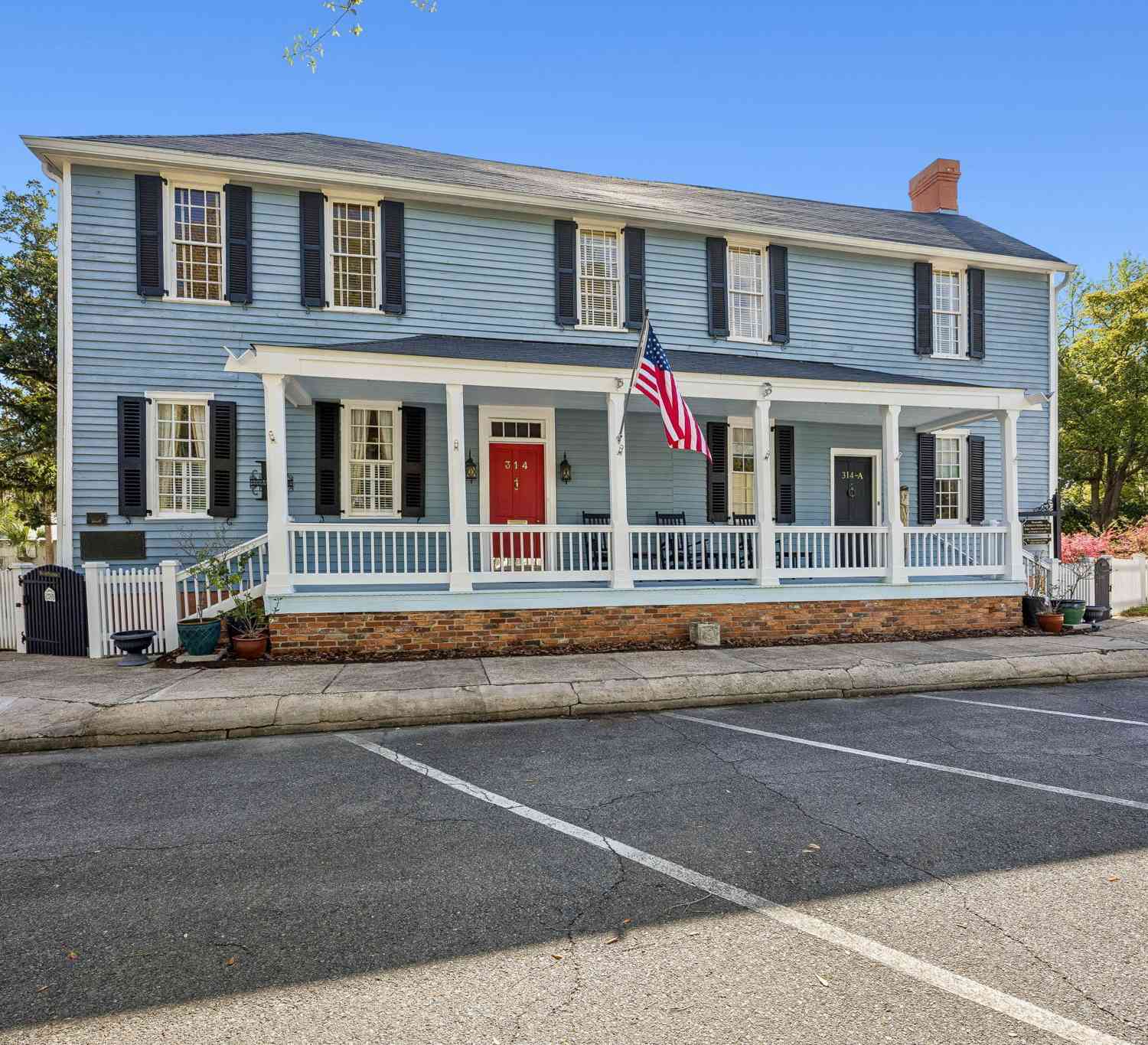 Homes For Sale - 314 Osborne Street<br/> Camden County, Saint Marys, GA 31558