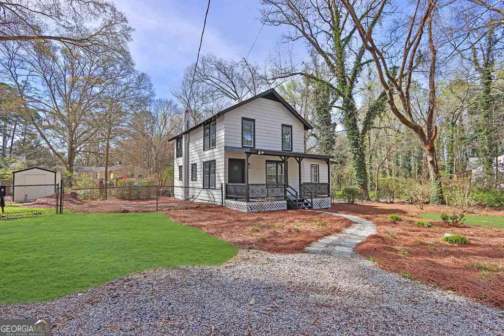 Homes For Sale - 5121 Central Drive<br/> Dekalb County, Stone Mountain, GA 30083