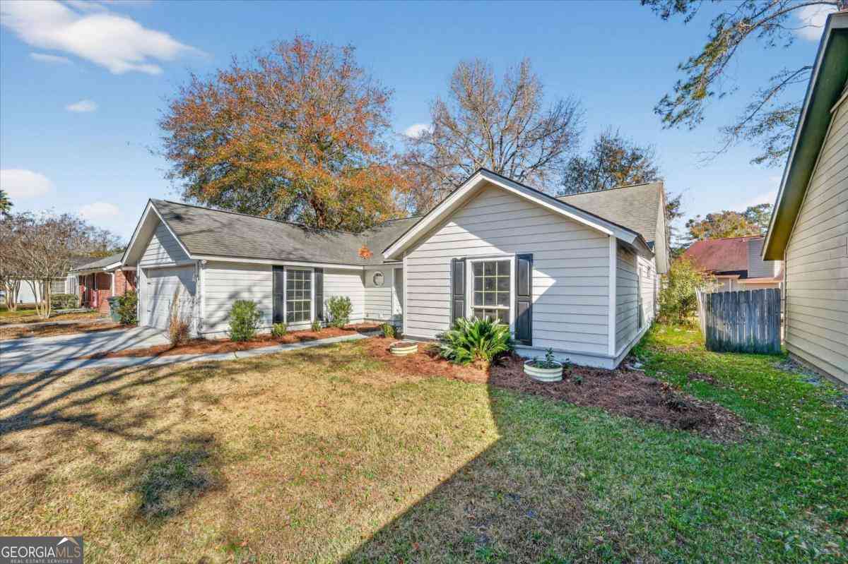 Homes For Sale - 6 English Saddle Court<br/> Savannah, GA 31406