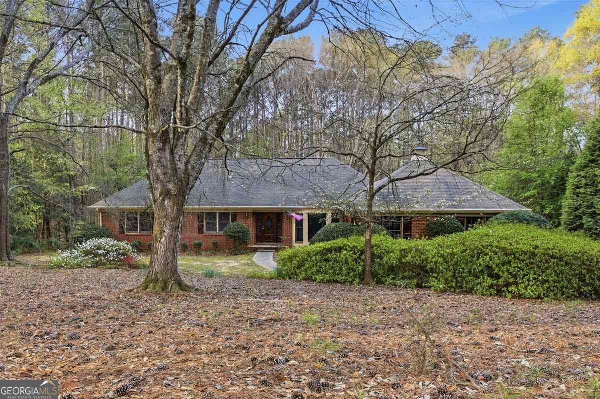 Homes For Sale - 3197 Spring Lake Drive NE<br/> Newton County, Conyers, GA 30013
