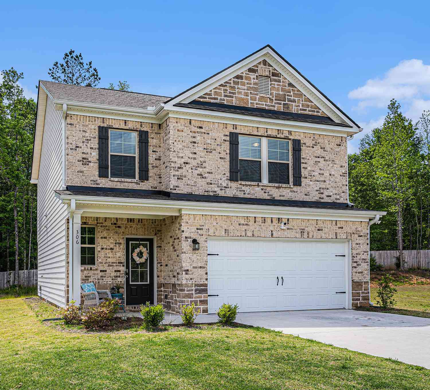 Homes For Sale - 306 Vine Court<br/> Spalding County, Griffin, GA 30223